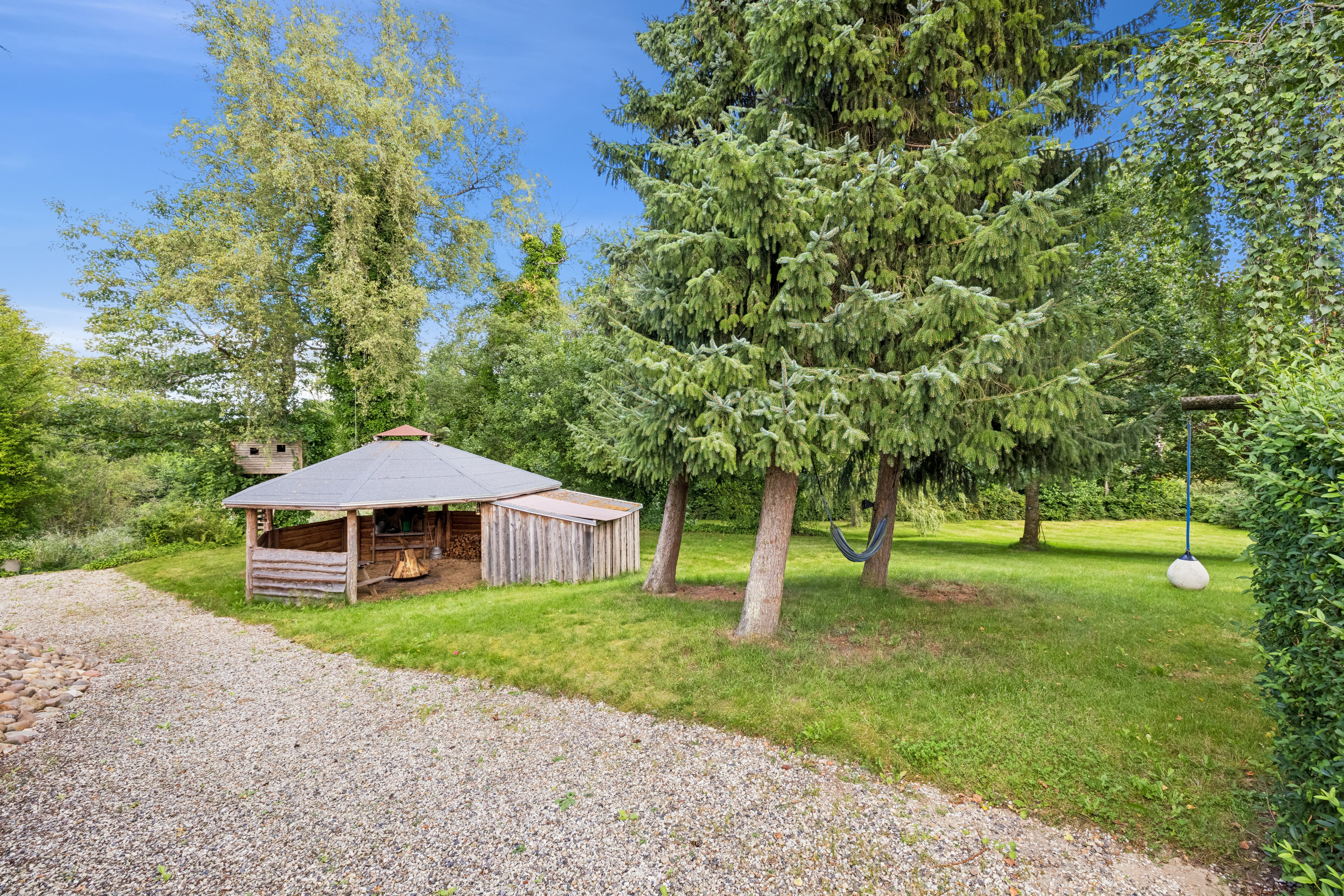 Fremhævet ejendom 1 billede i fuldskærmstilstand. Billede af Skivevej 230, 8831 Løgstrup