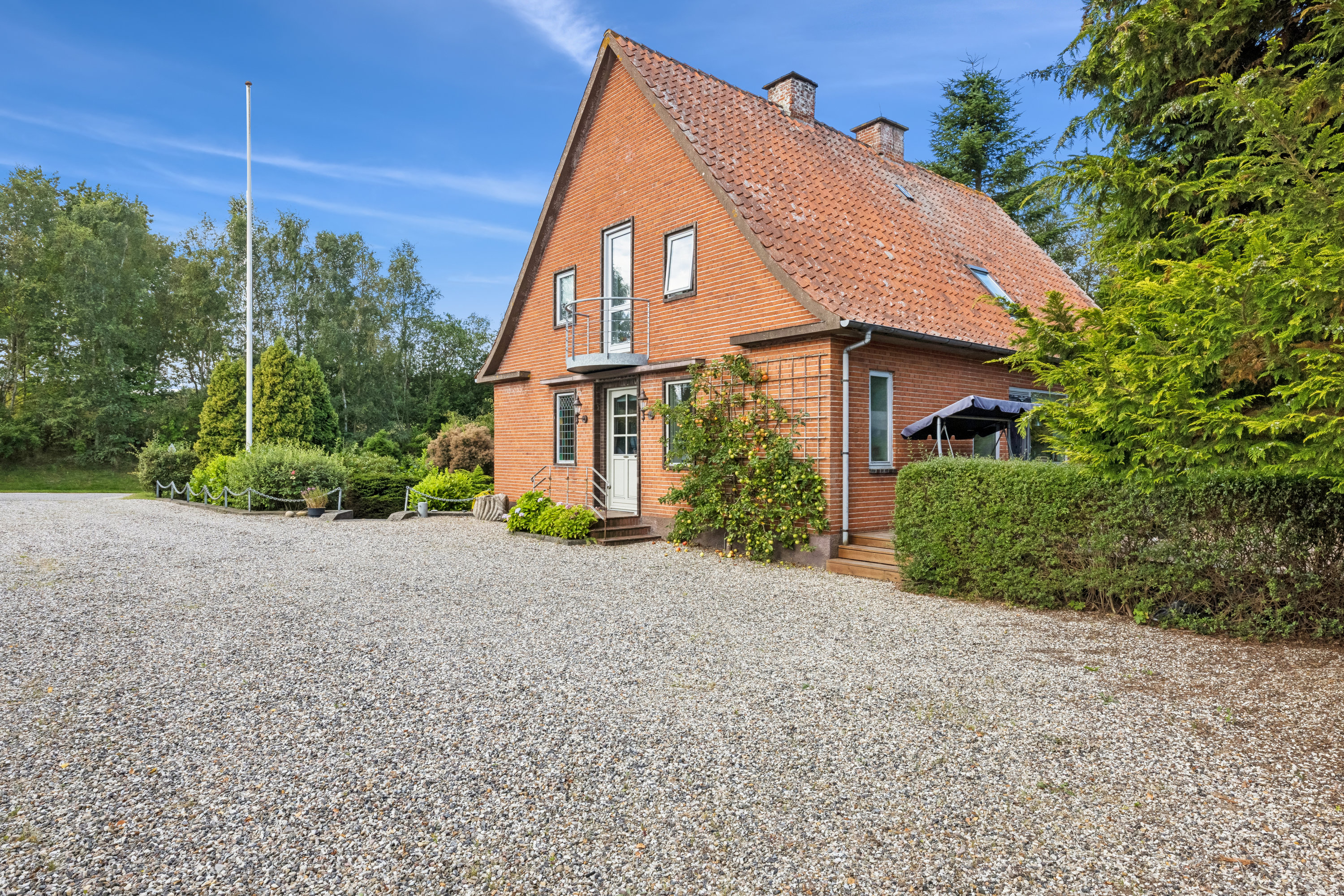 Fremhævet ejendom 1 billede i fuldskærmstilstand. Billede af Skivevej 230, 8831 Løgstrup