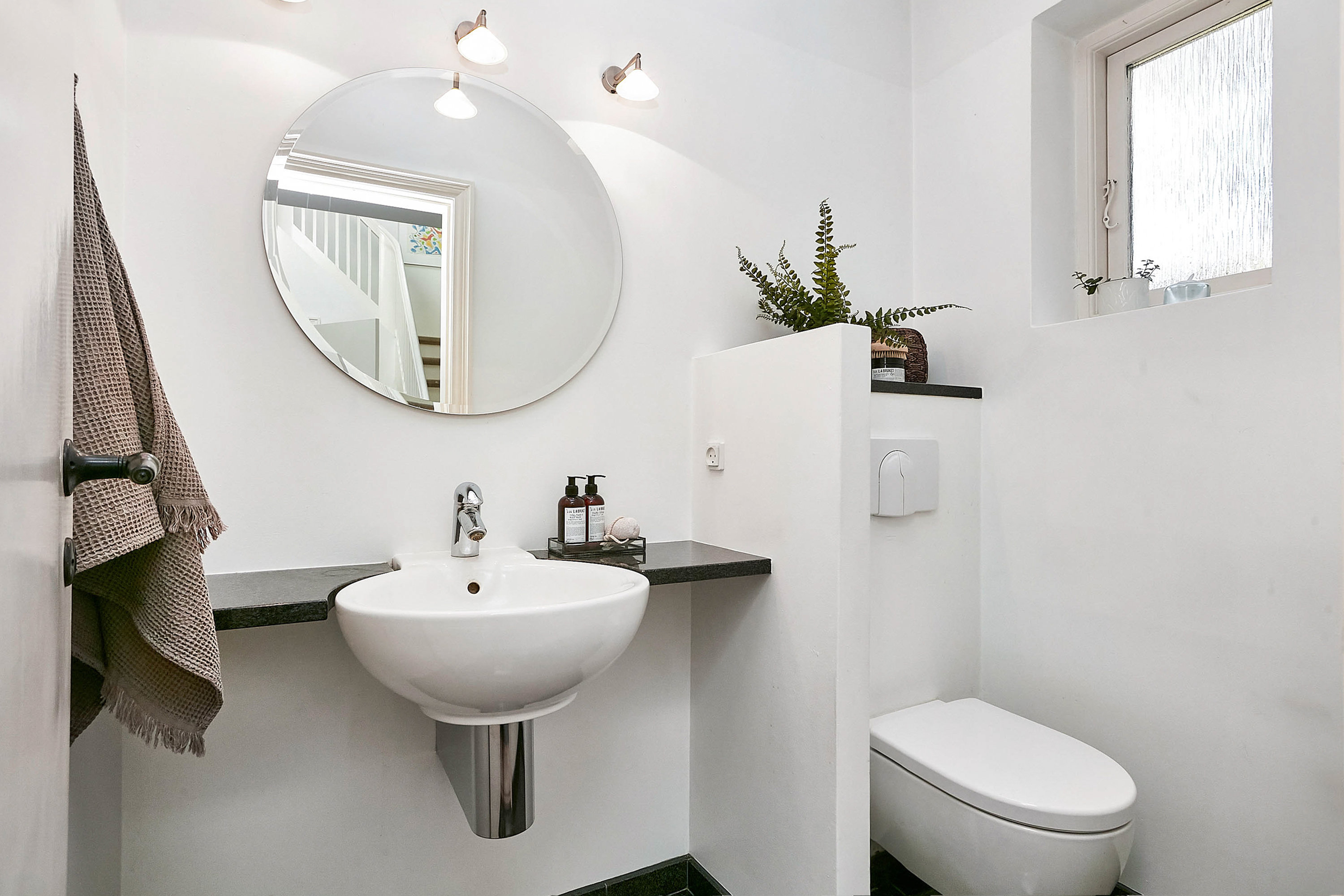 Fremhævet  billede i fuldskærmstilstand. Billede af Fjordbakken 2, 8700 Horsens