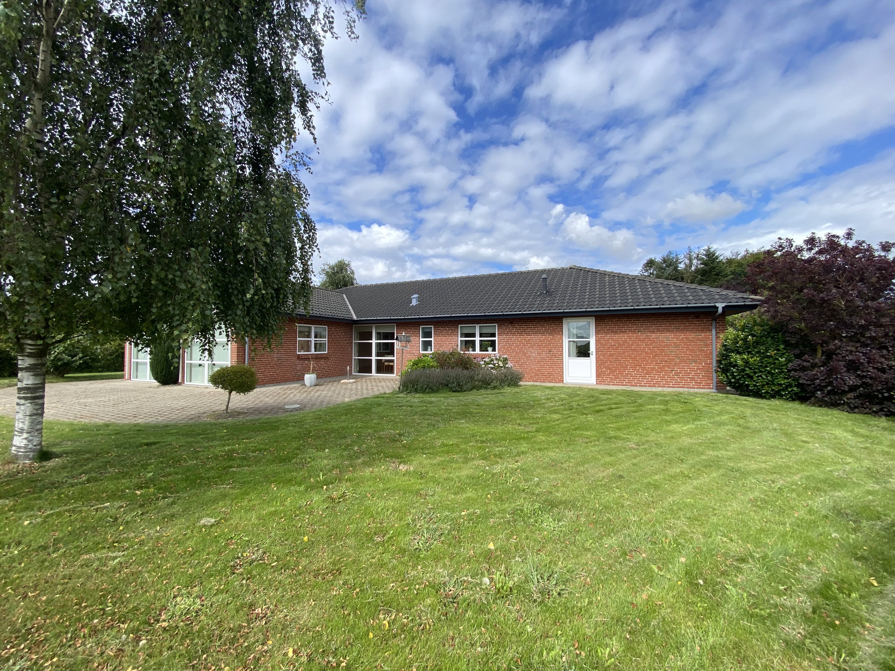 Miniaturebillede 1: . Billede af Grævlingevej 44, Hee, 6950 Ringkøbing