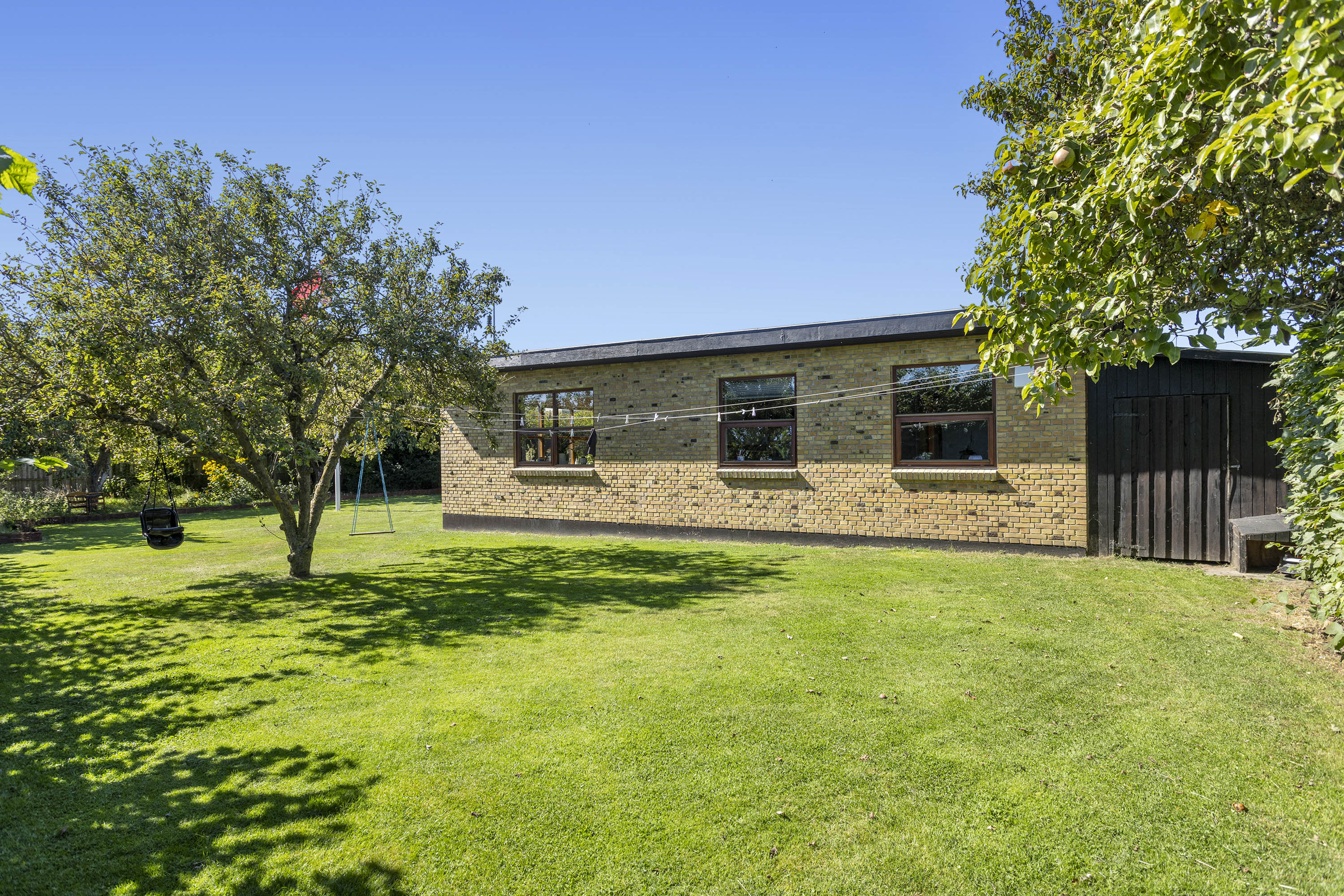 Fremhævet have billede i fuldskærmstilstand. Billede af Otto Ruds Vej 11, 9900 Frederikshavn