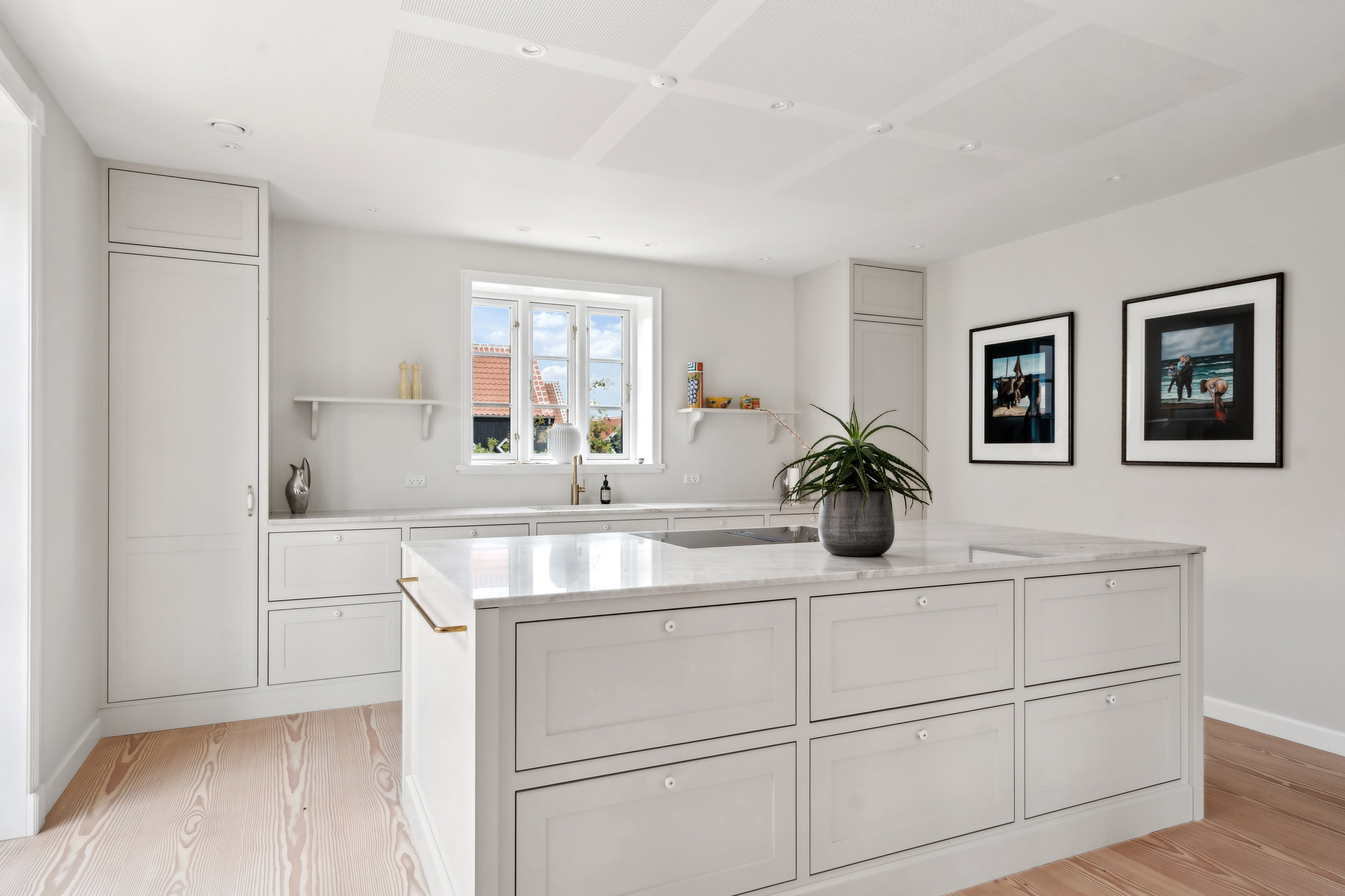 Fremhævet køkken billede i fuldskærmstilstand. Billede af Daphnesvej 23, Østerby, 9990 Skagen