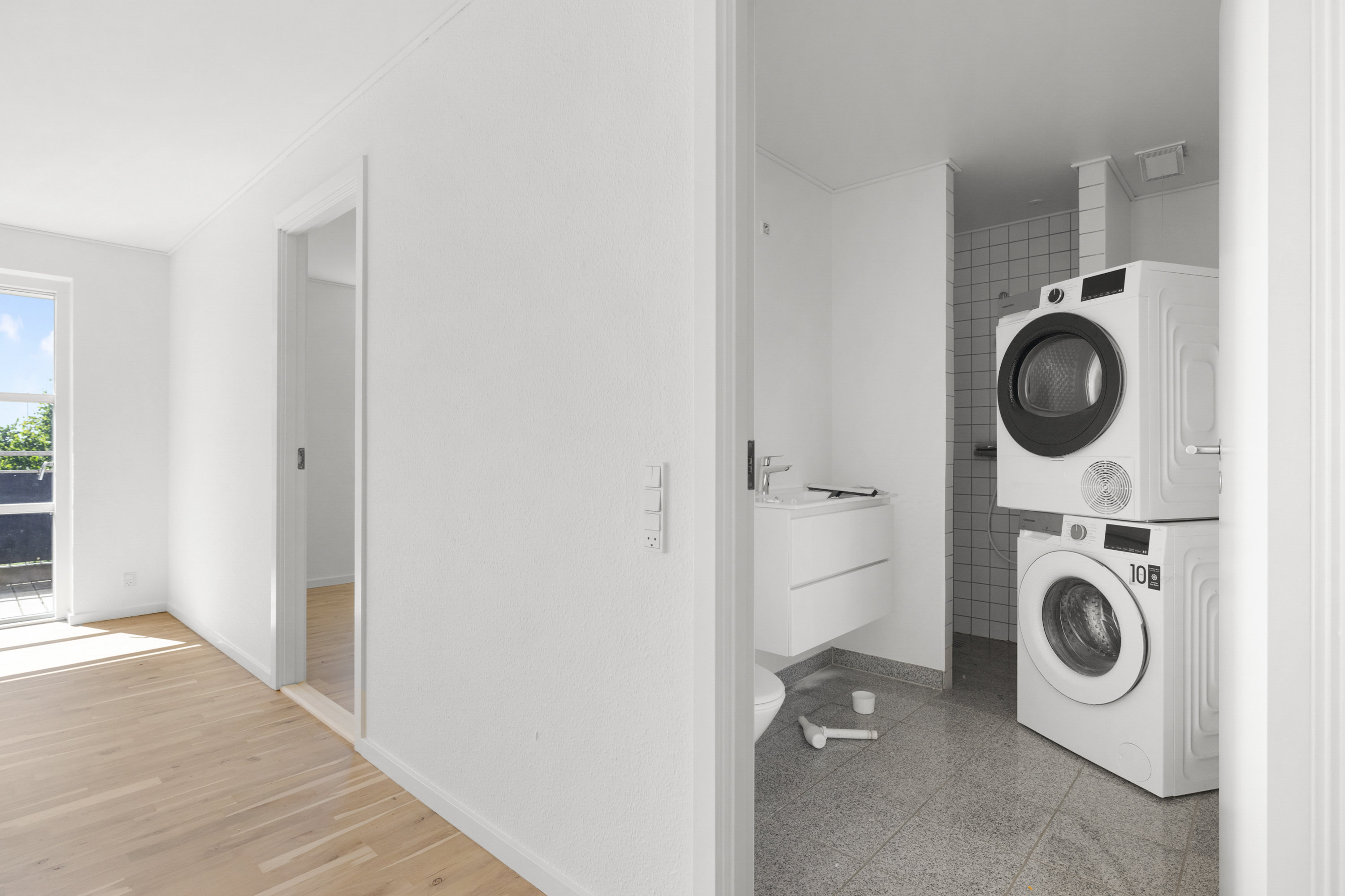 Fremhævet  billede i fuldskærmstilstand. Billede af Ranunkelvej 219, 1. 2., 8471 Sabro