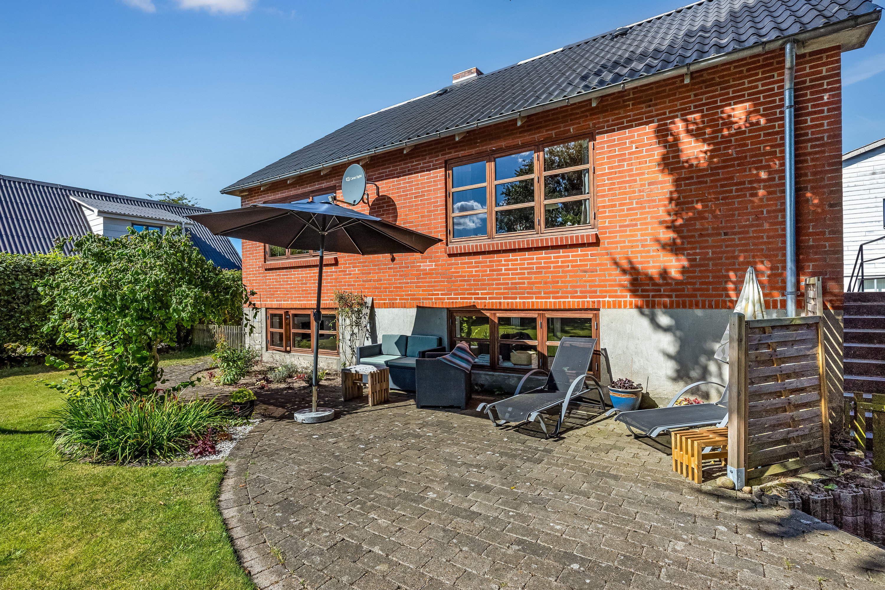 Fremhævet terrasse billede i fuldskærmstilstand. Billede af Sognstrupvej 5, Nr Felding, 7500 Holstebro