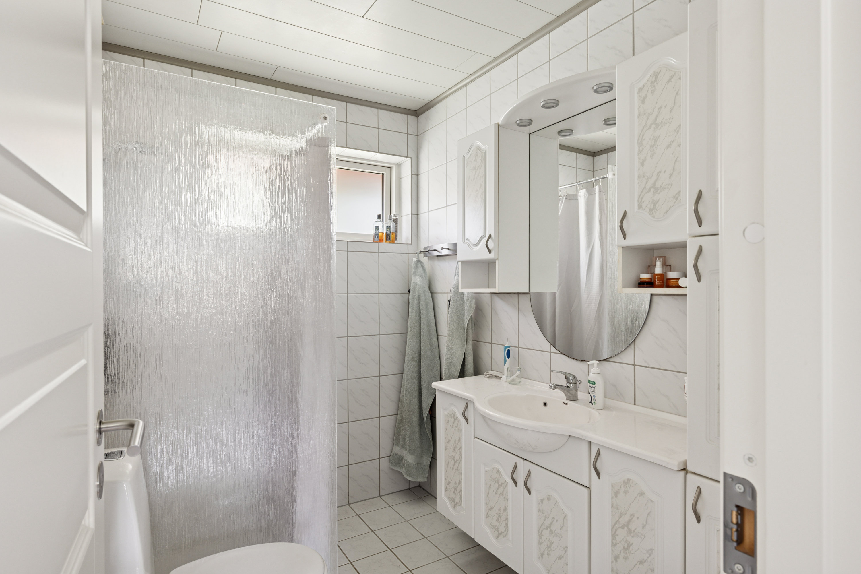 Fremhævet badeværelse billede i fuldskærmstilstand. Billede af Norupvej 9, Vammen, 8830 Tjele