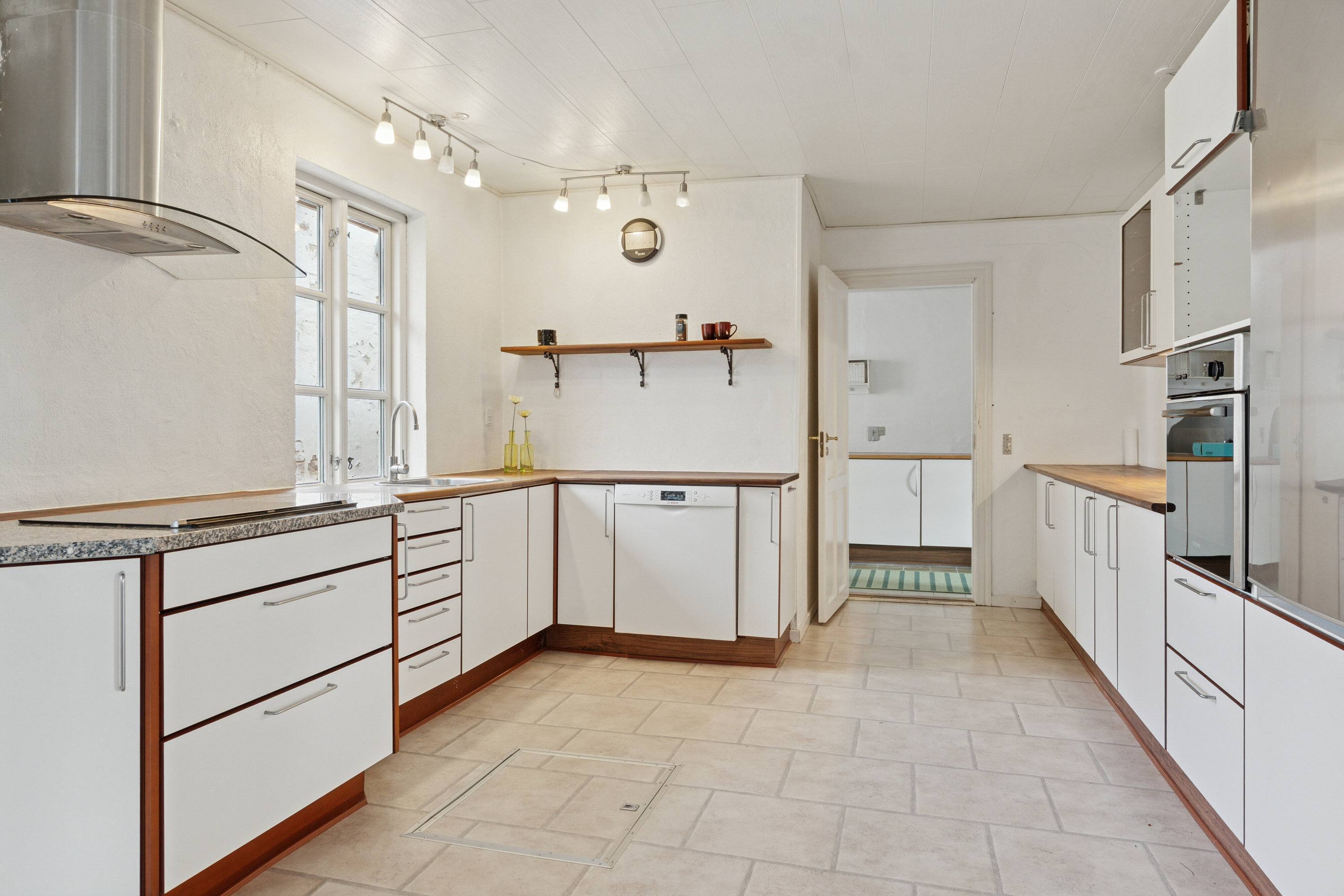 Miniaturebillede 2: køkken. Billede af Skagen Landevej 661, Mygdal, 9800 Hjørring