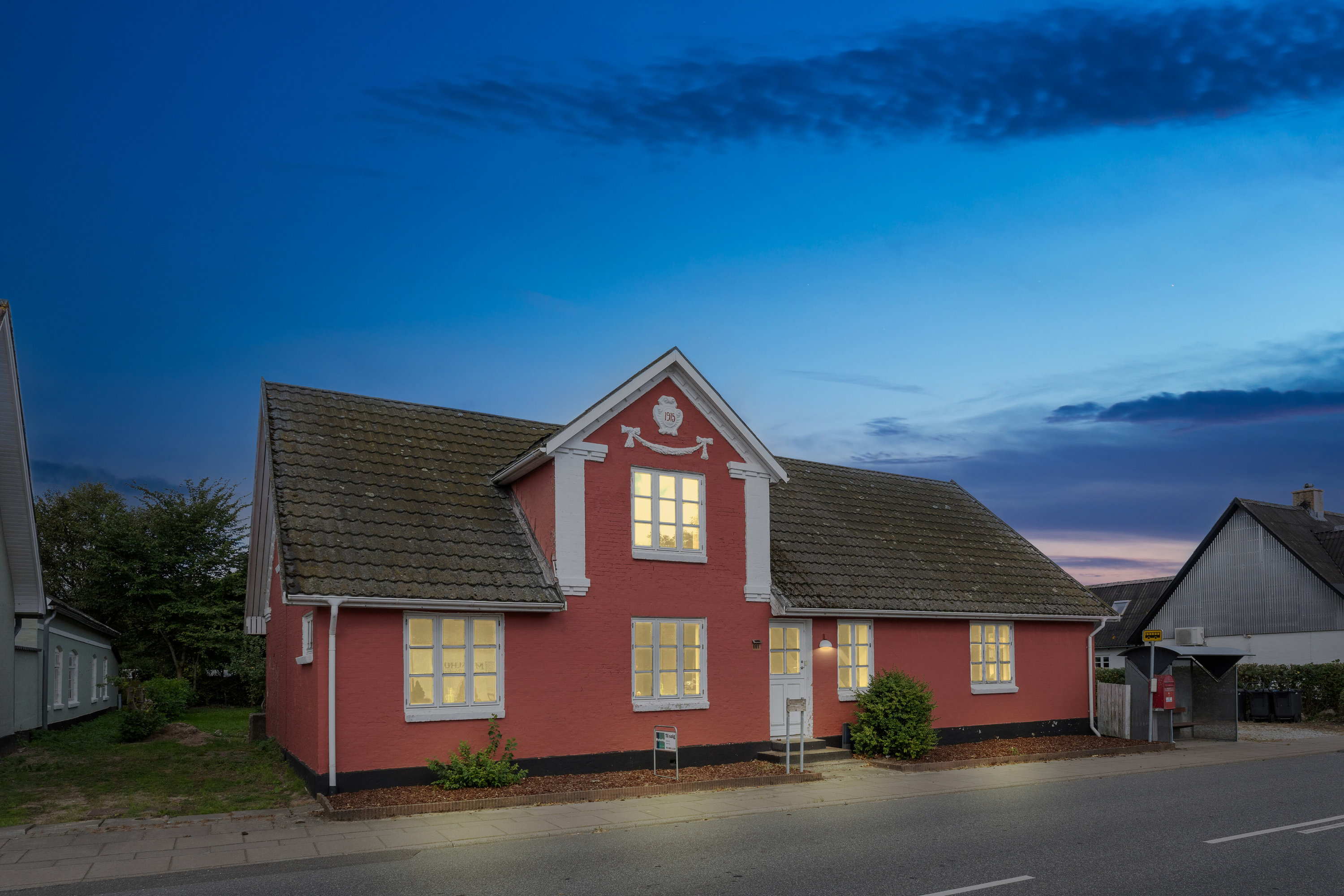 Fremhævet set fra vejen billede i fuldskærmstilstand. Billede af Skagen Landevej 661, Mygdal, 9800 Hjørring