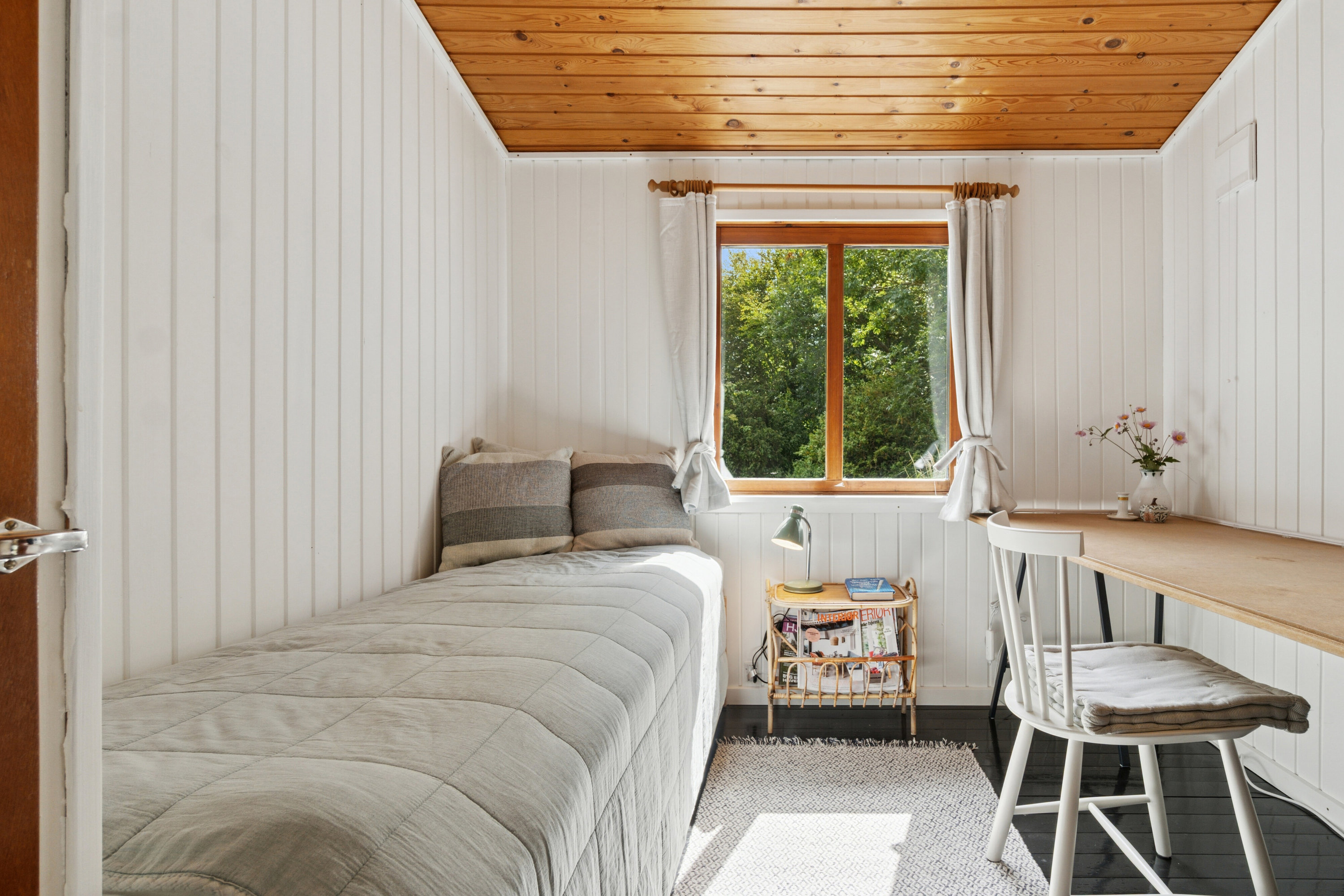 Fremhævet soveværelse billede i fuldskærmstilstand. Billede af Klintevej 28, Hald Strand, 3390 Hundested