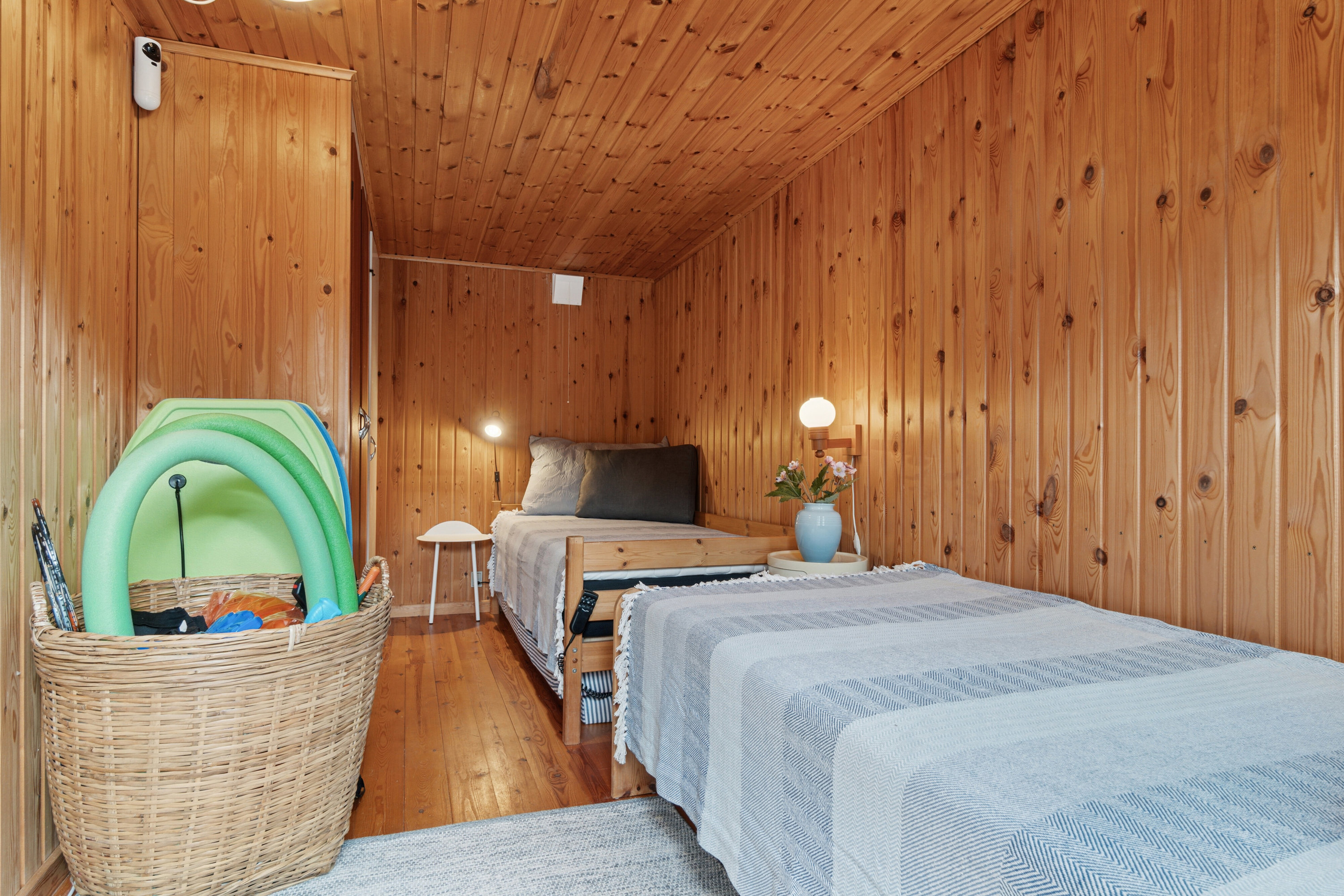 Fremhævet soveværelse billede i fuldskærmstilstand. Billede af Klintevej 28, Hald Strand, 3390 Hundested