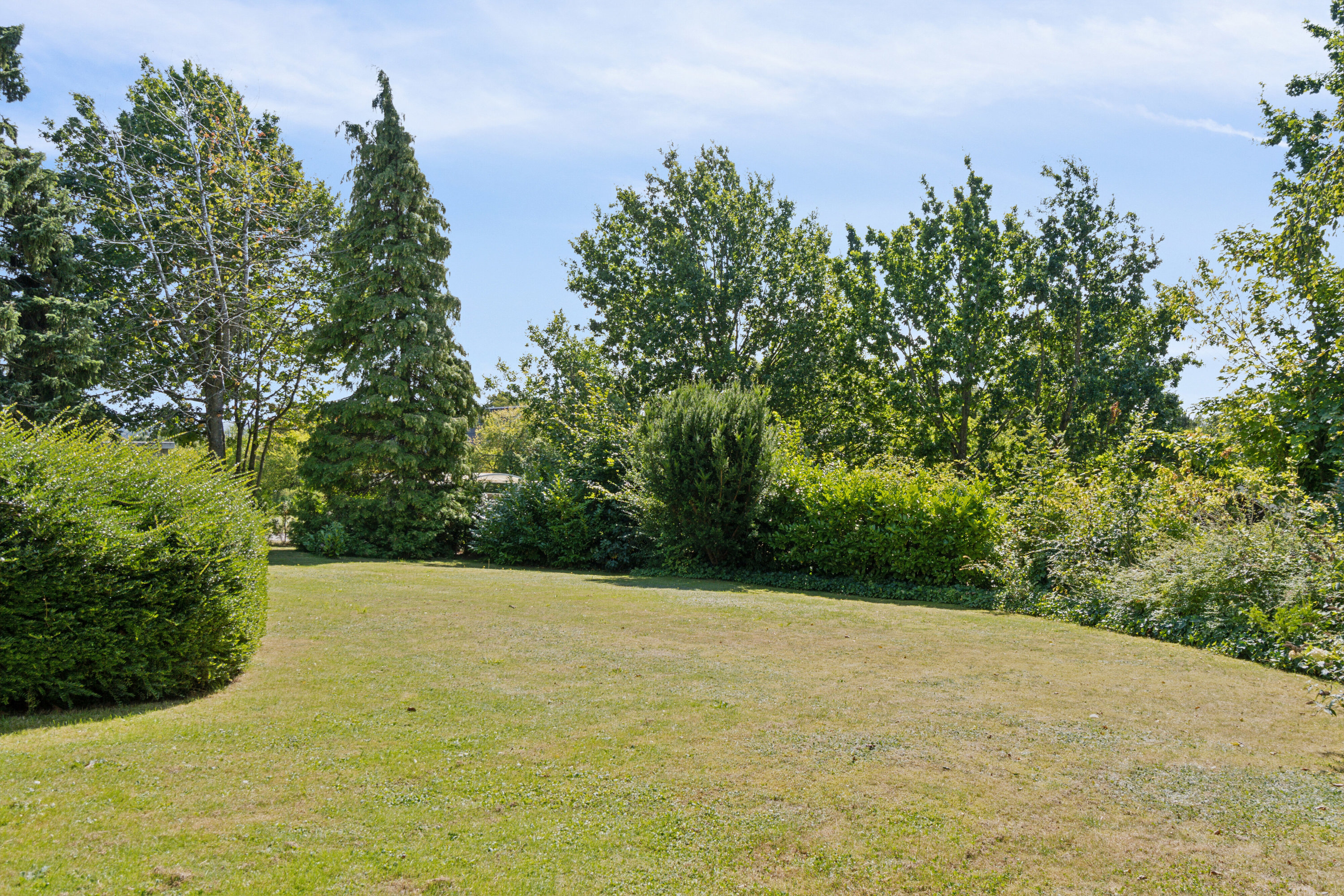 Fremhævet have billede i fuldskærmstilstand. Billede af Petrine Sonnesvej 9, Evetofte, 3370 Melby