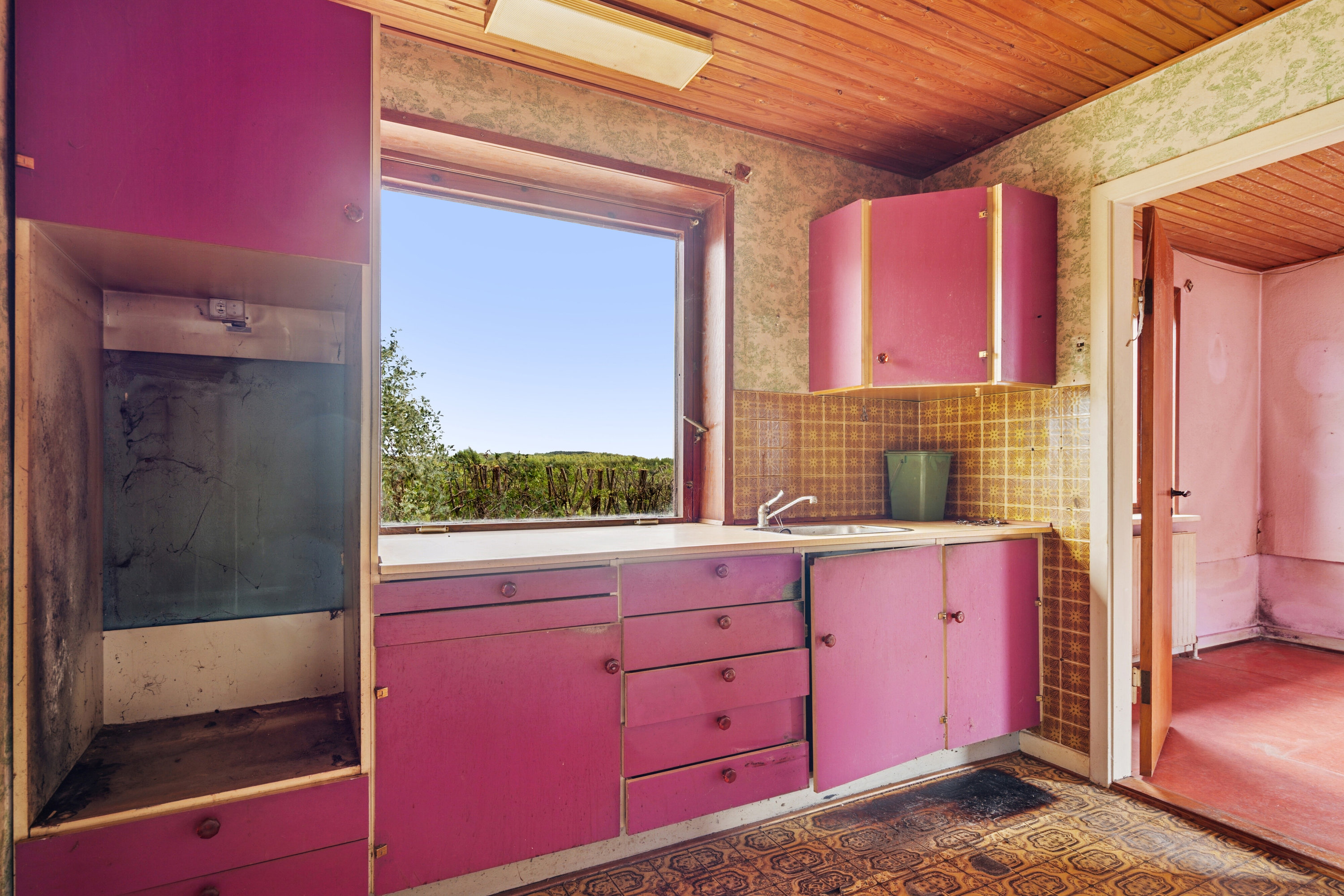 Fremhævet køkken billede i fuldskærmstilstand. Billede af Ørbækvej 139, Tved, 5700 Svendborg