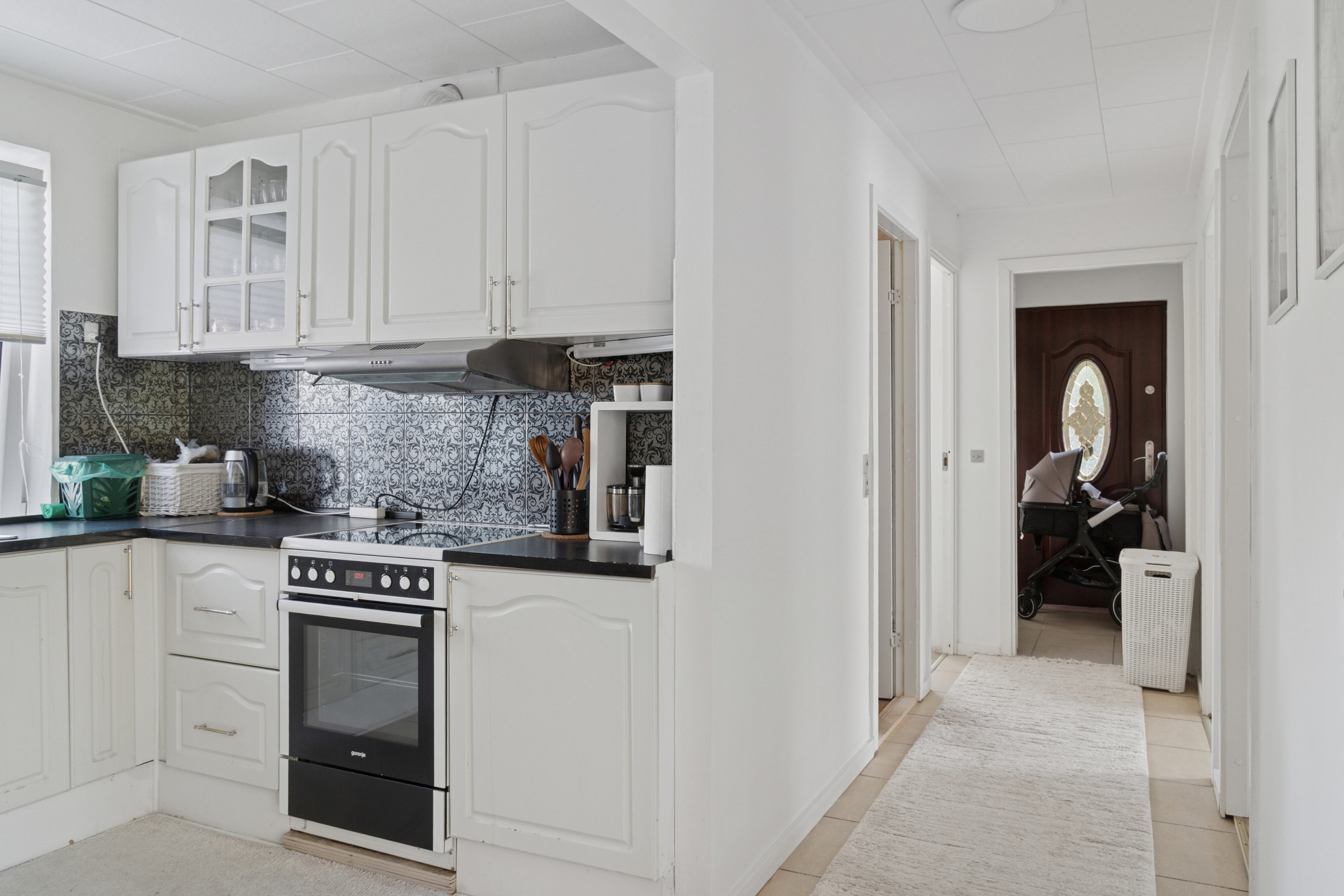 Fremhævet køkken billede i fuldskærmstilstand. Billede af Solvænget 1, 8723 Løsning