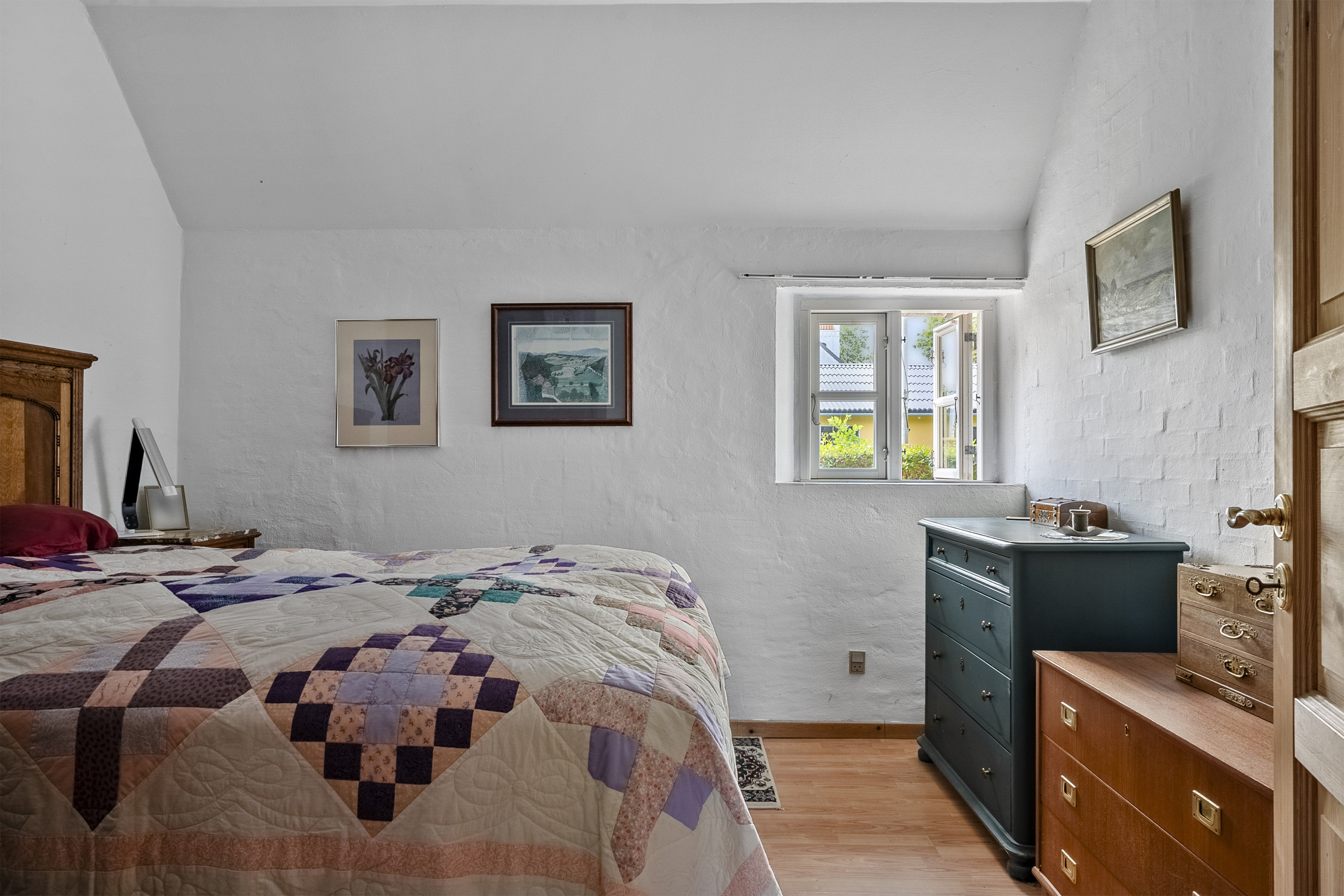 Fremhævet soveværelse billede i fuldskærmstilstand. Billede af Blegindvej 77B, Blegind, 8362 Hørning