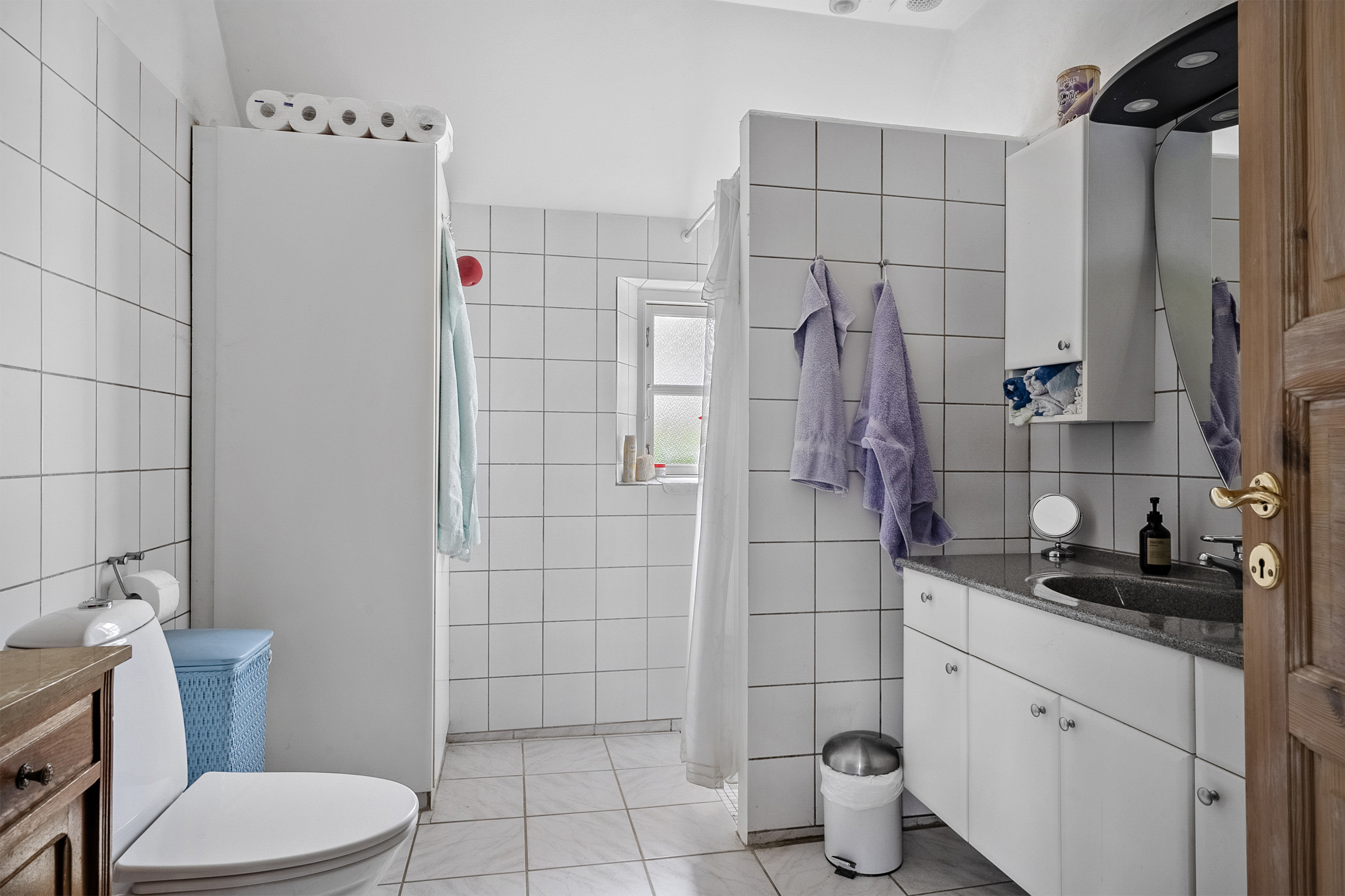 Fremhævet badeværelse billede i fuldskærmstilstand. Billede af Blegindvej 77B, Blegind, 8362 Hørning