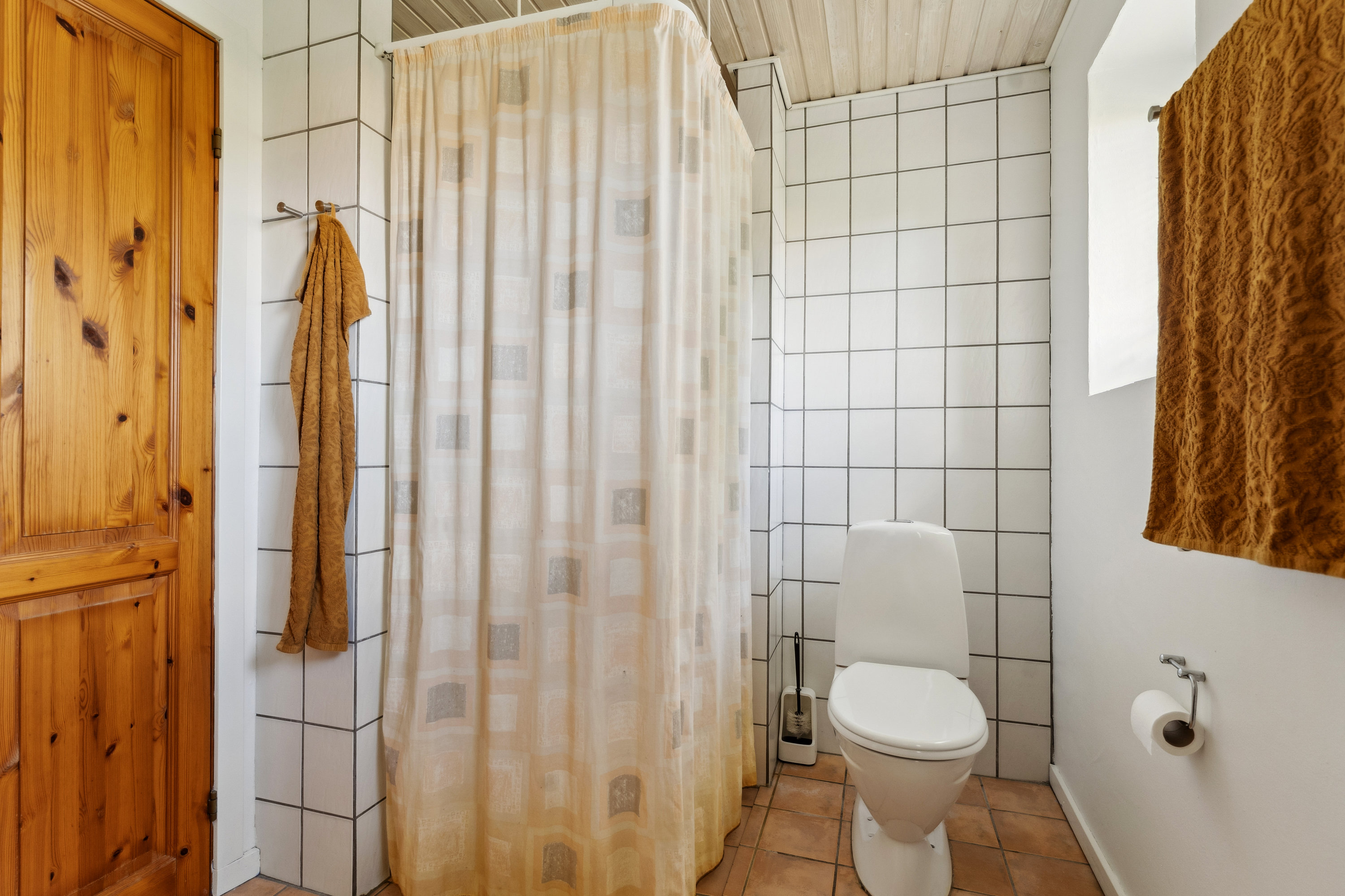 Fremhævet badeværelse billede i fuldskærmstilstand. Billede af Mølleengen 8, 8850 Bjerringbro