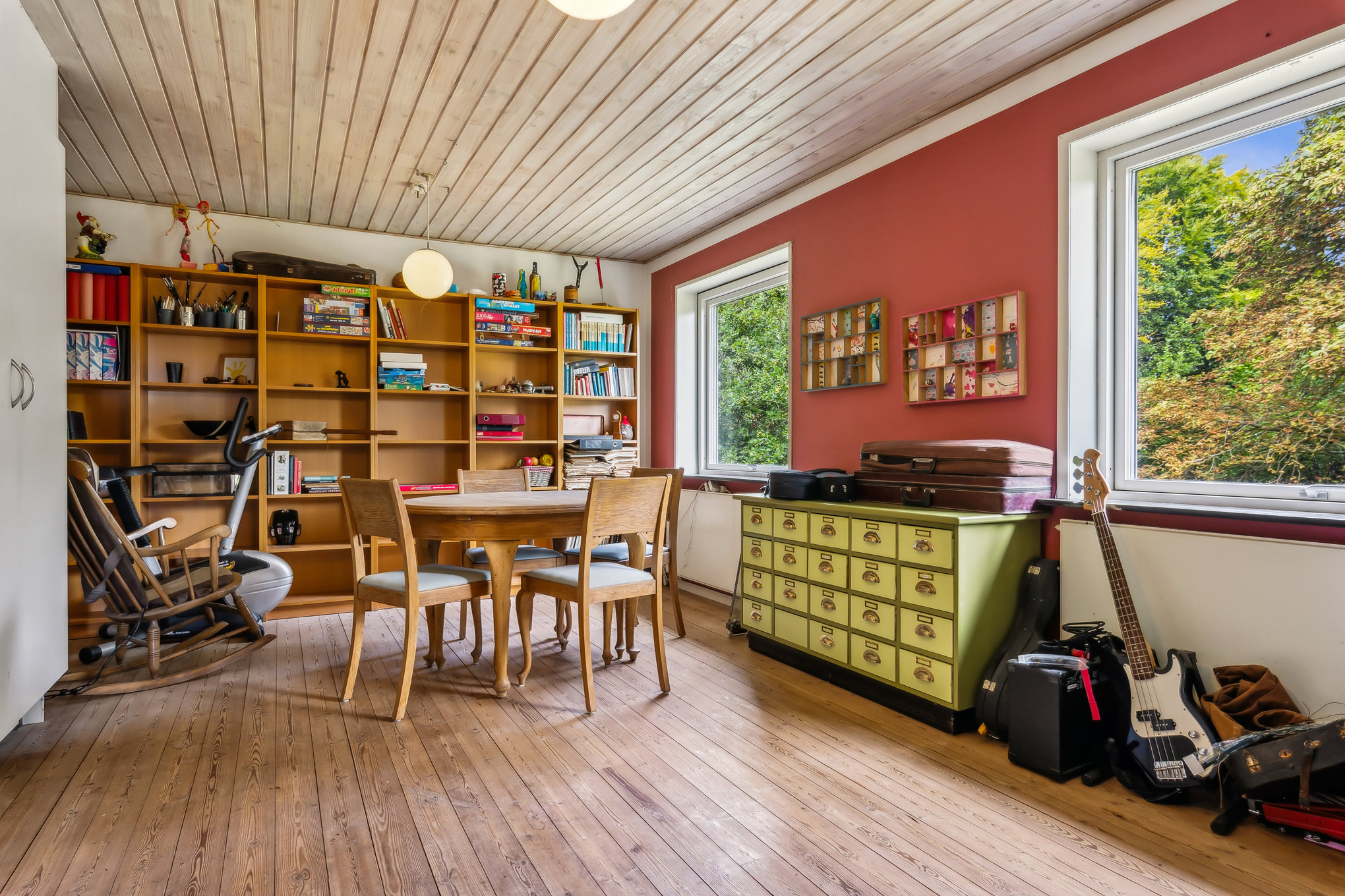 Fremhævet stue billede i fuldskærmstilstand. Billede af Læstenvej 14, Rejstrup, 8990 Fårup