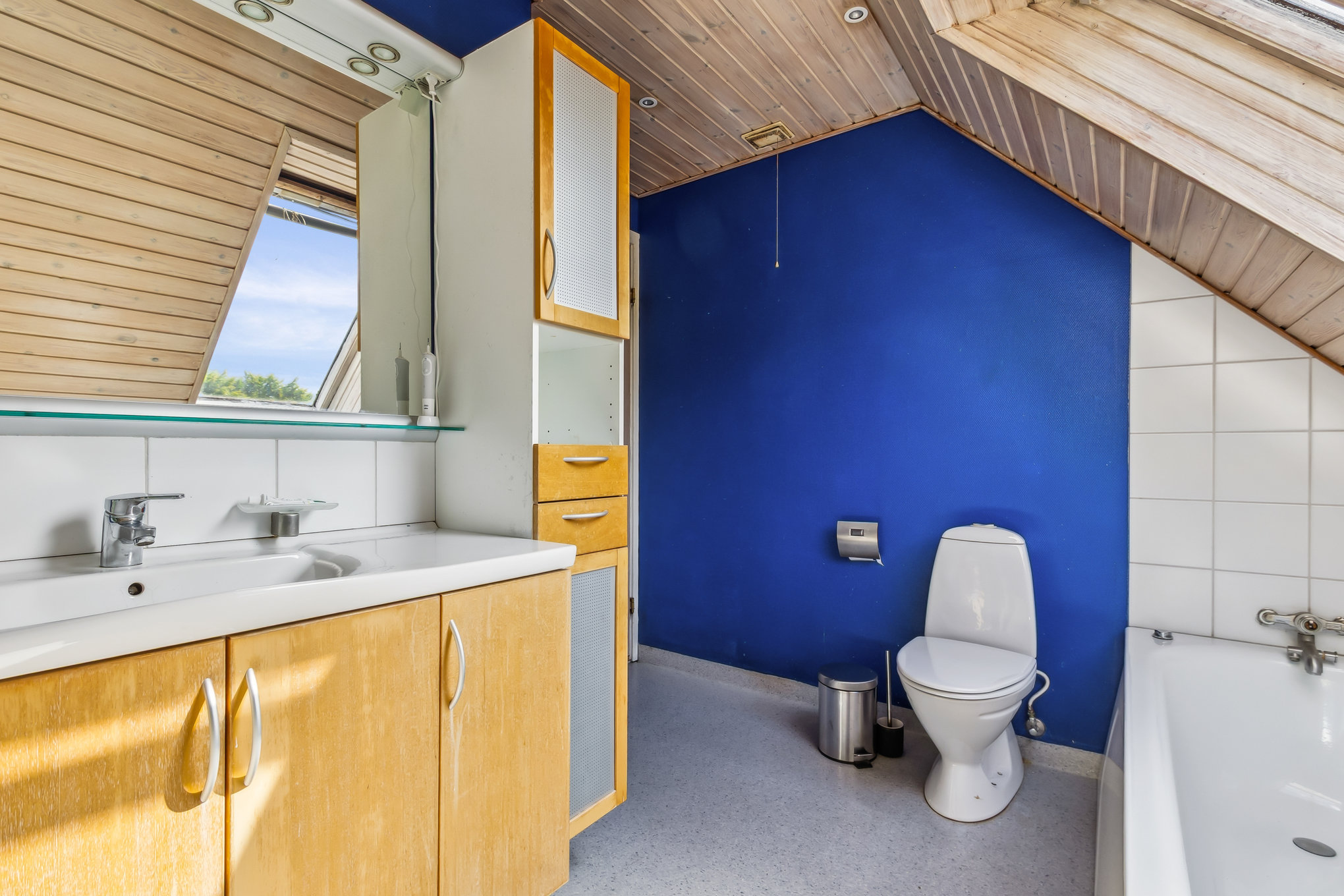 Fremhævet badeværelse billede i fuldskærmstilstand. Billede af Læstenvej 14, Rejstrup, 8990 Fårup