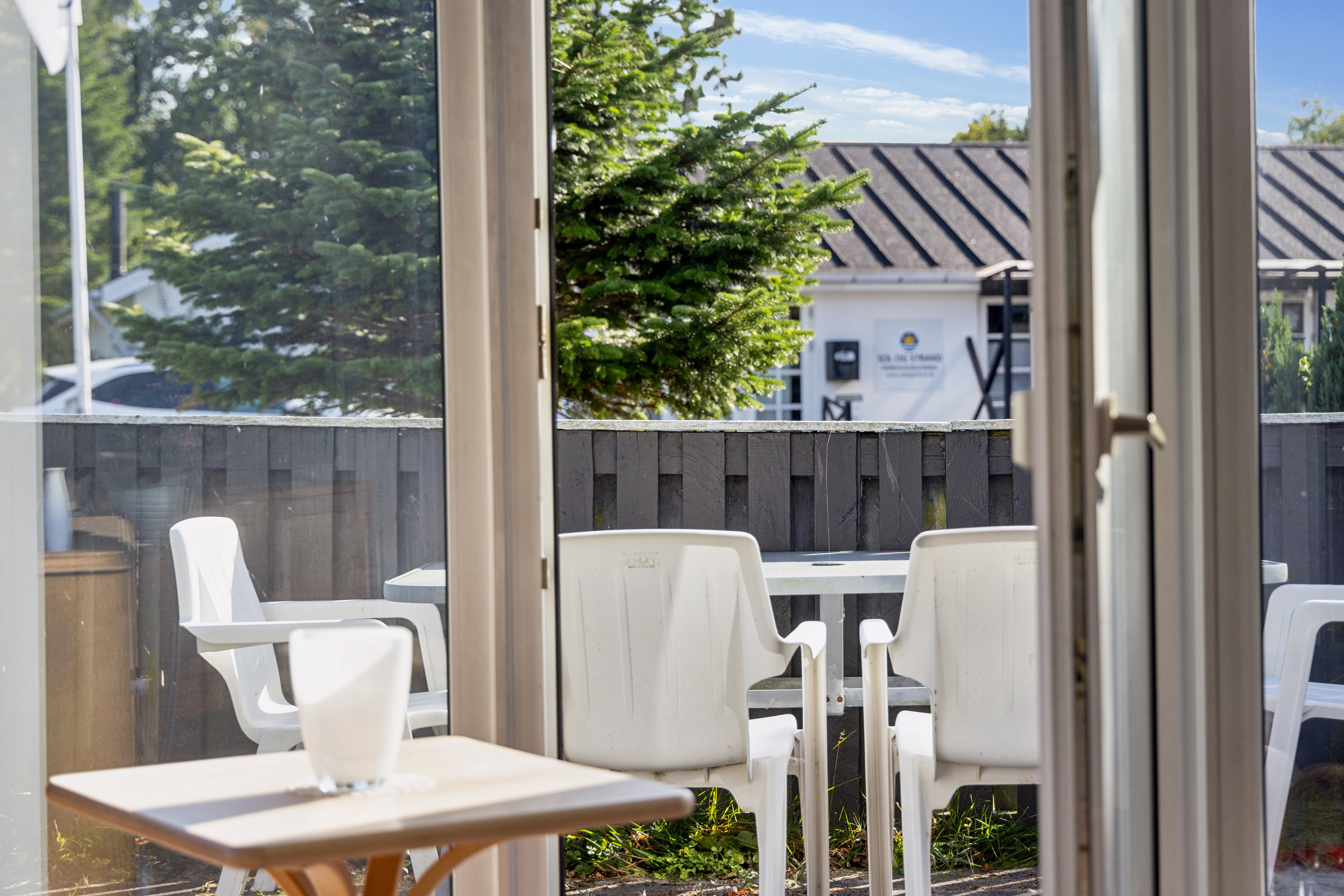 Fremhævet terrasse billede i fuldskærmstilstand. Billede af Bisnapvej 67, Bisnap, 9370 Hals