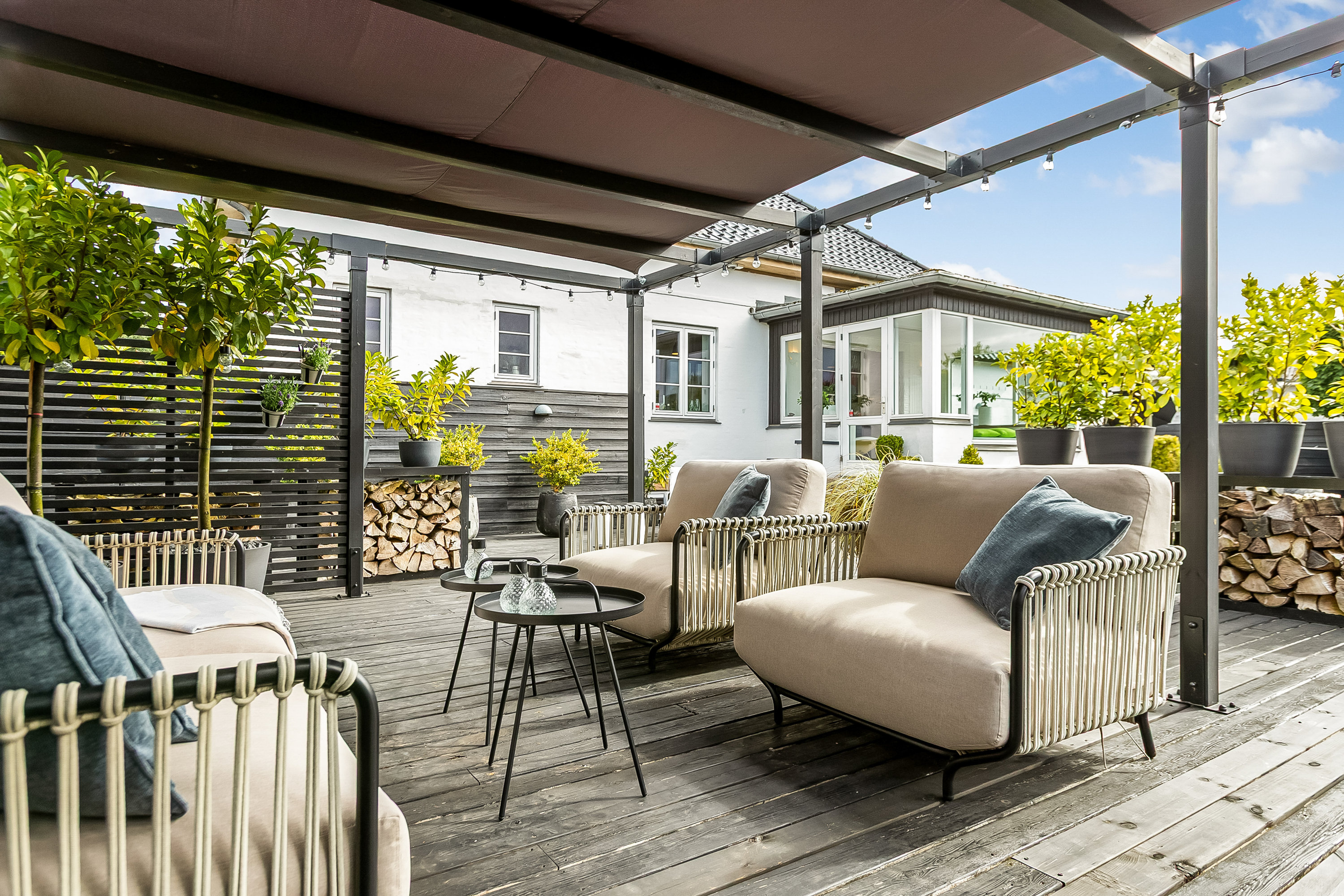 Fremhævet terrasse billede i fuldskærmstilstand. Billede af Østergade 44, 6580 Vamdrup