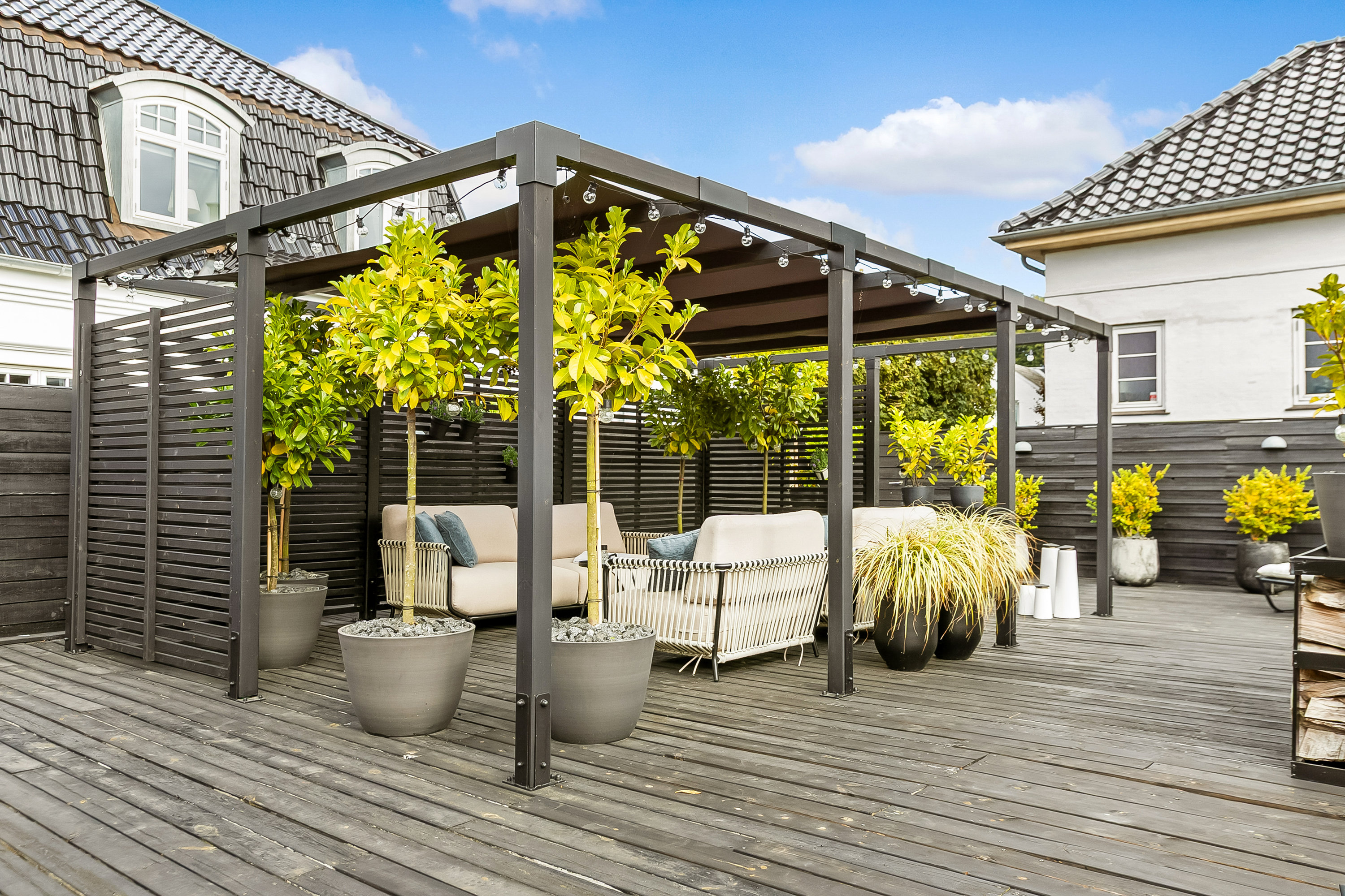 Fremhævet terrasse billede i fuldskærmstilstand. Billede af Østergade 44, 6580 Vamdrup