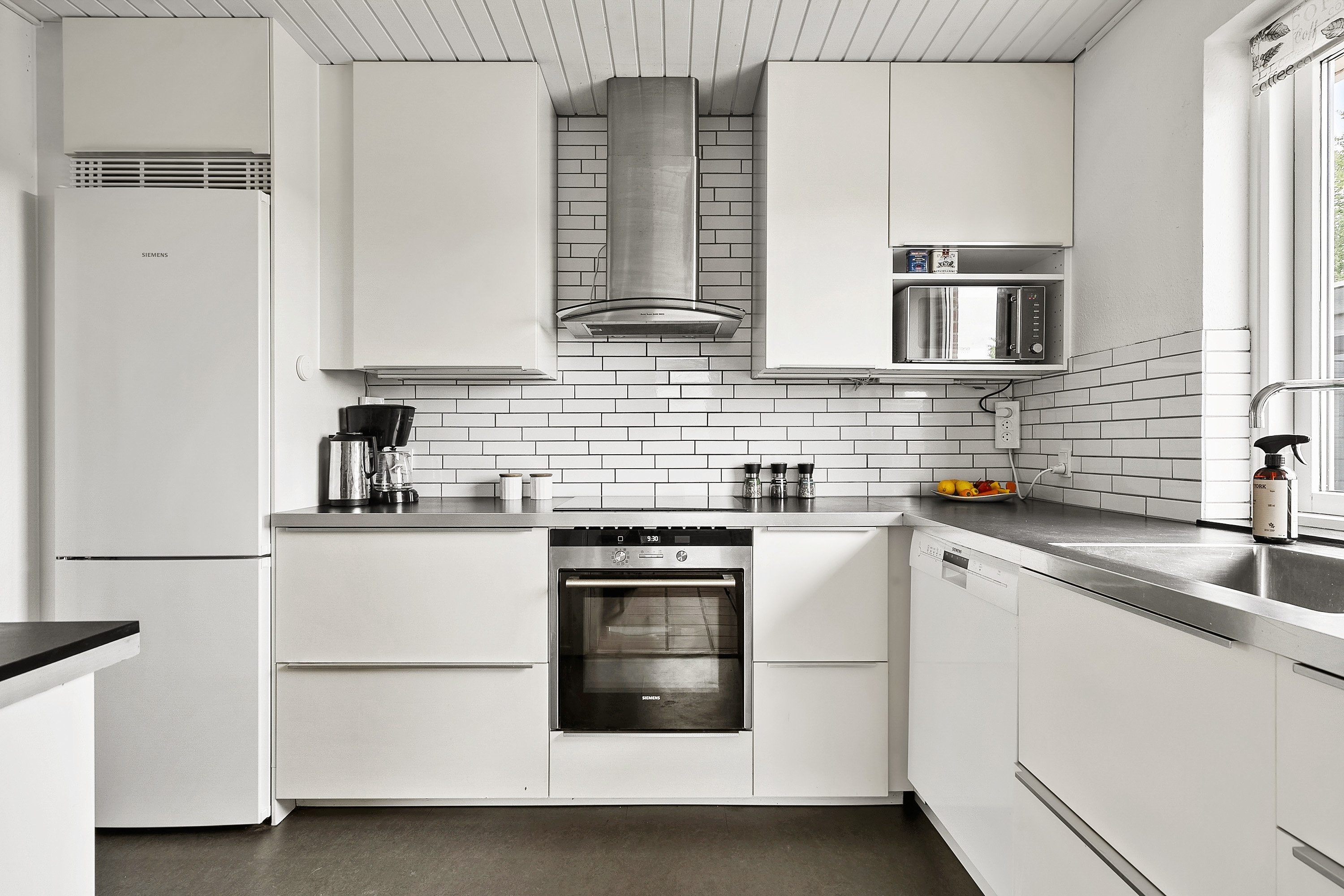 Fremhævet køkken billede i fuldskærmstilstand. Billede af Gl Krovej 25A, Norsminde, 8300 Odder