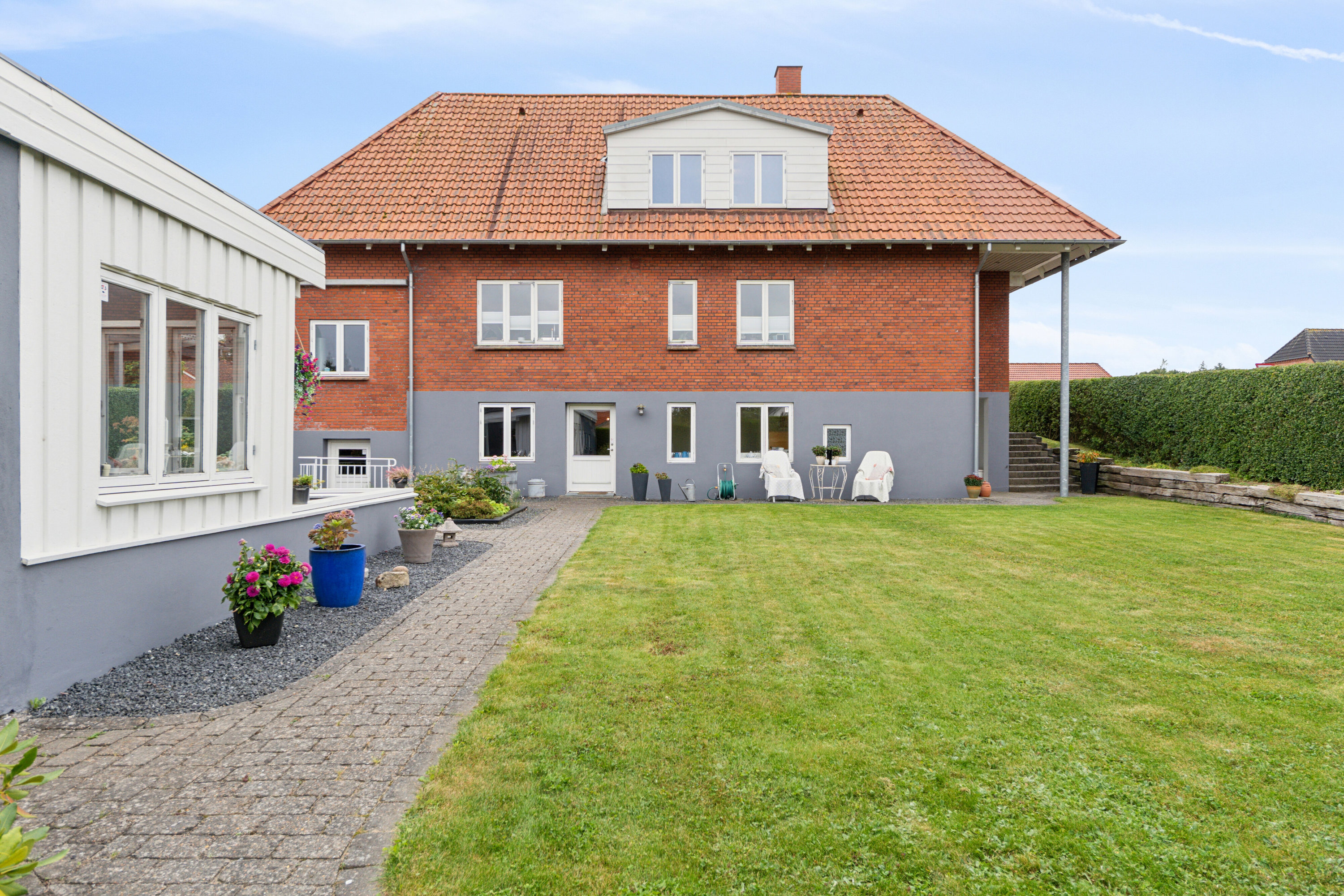 Miniaturebillede 1: set fra haven. Billede af Vestergade 25, 5492 Vissenbjerg