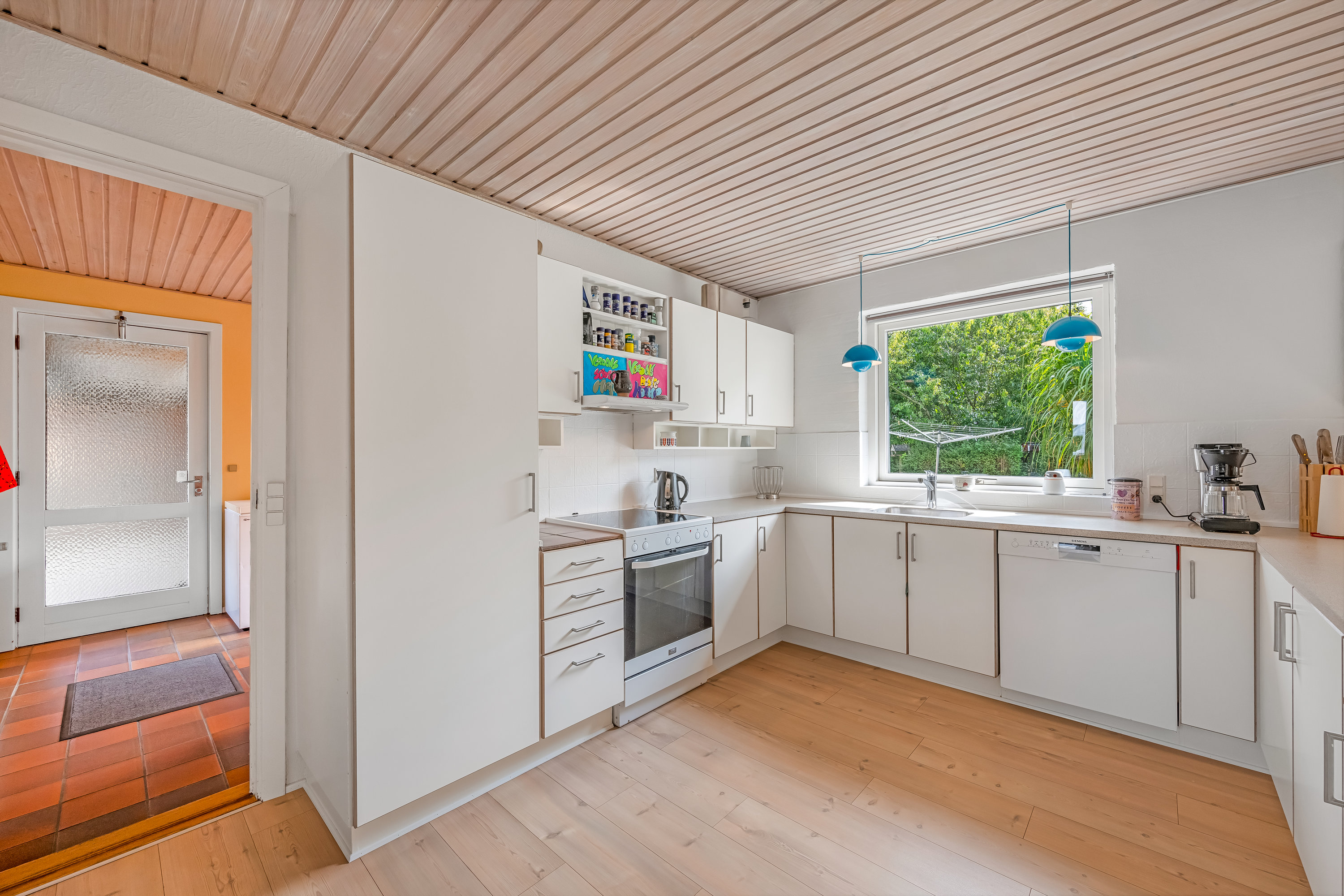 Fremhævet køkken  billede i fuldskærmstilstand. Billede af Åbrinken 14, 6900 Skjern