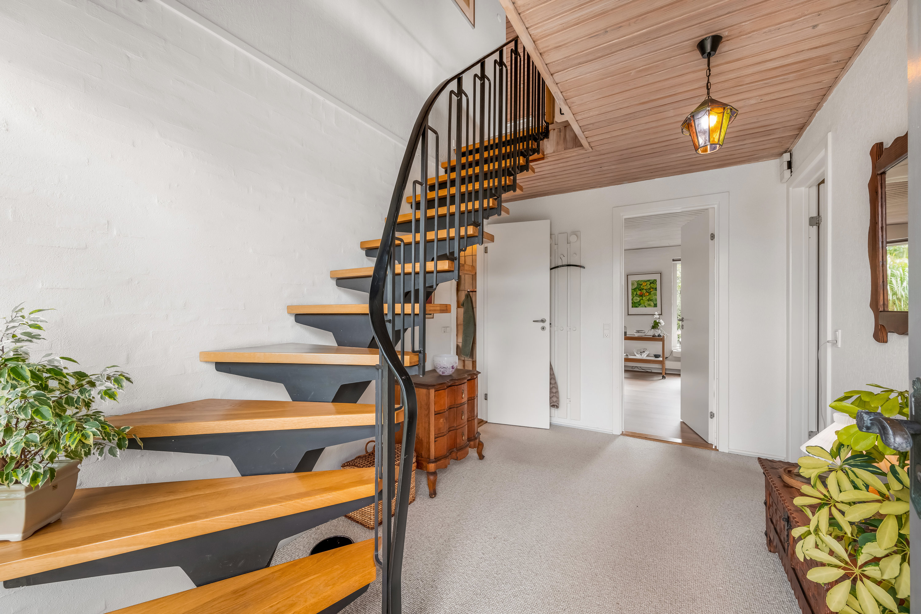 Fremhævet trappe billede i fuldskærmstilstand. Billede af Åbrinken 14, 6900 Skjern