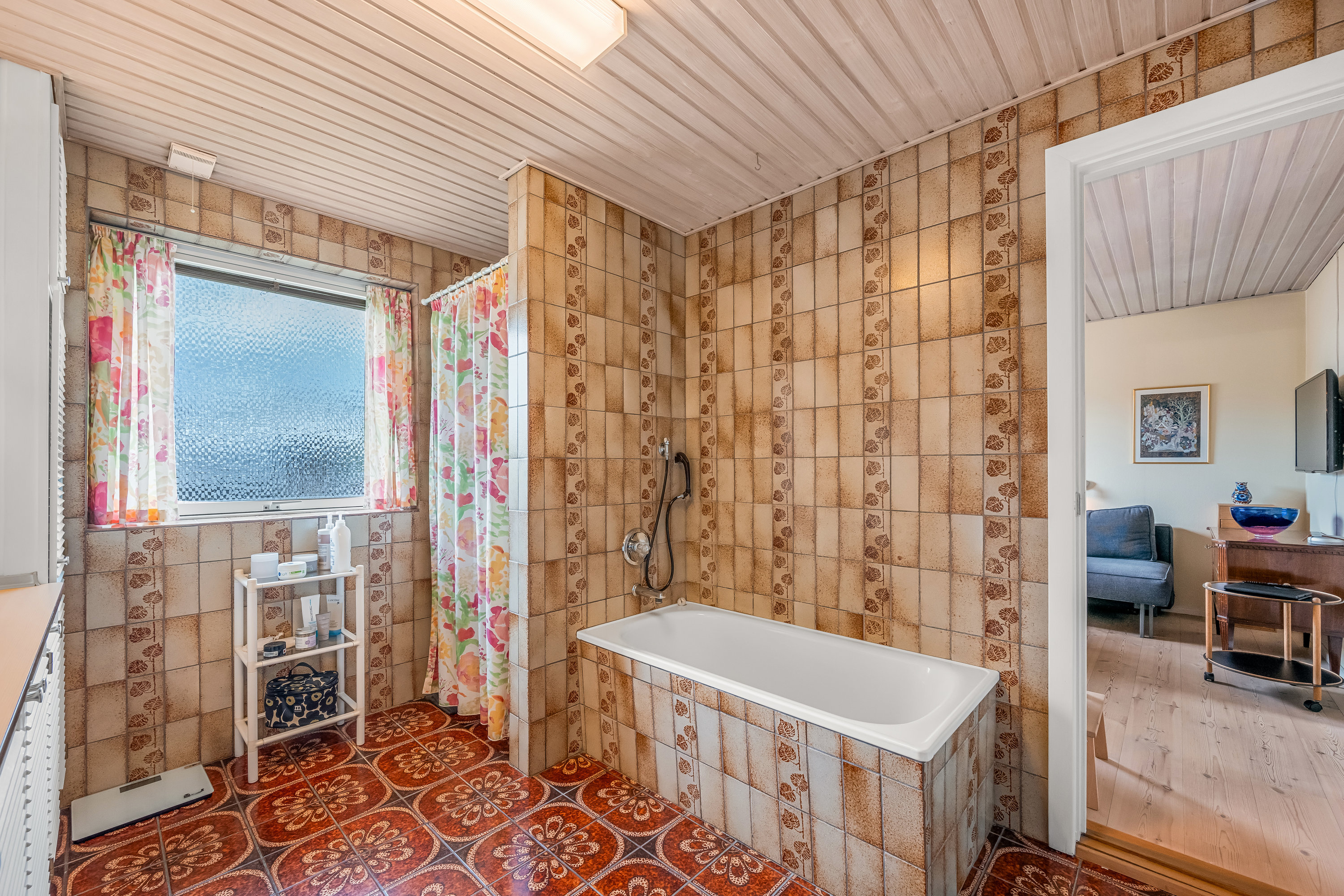 Fremhævet badeværelse billede i fuldskærmstilstand. Billede af Åbrinken 14, 6900 Skjern