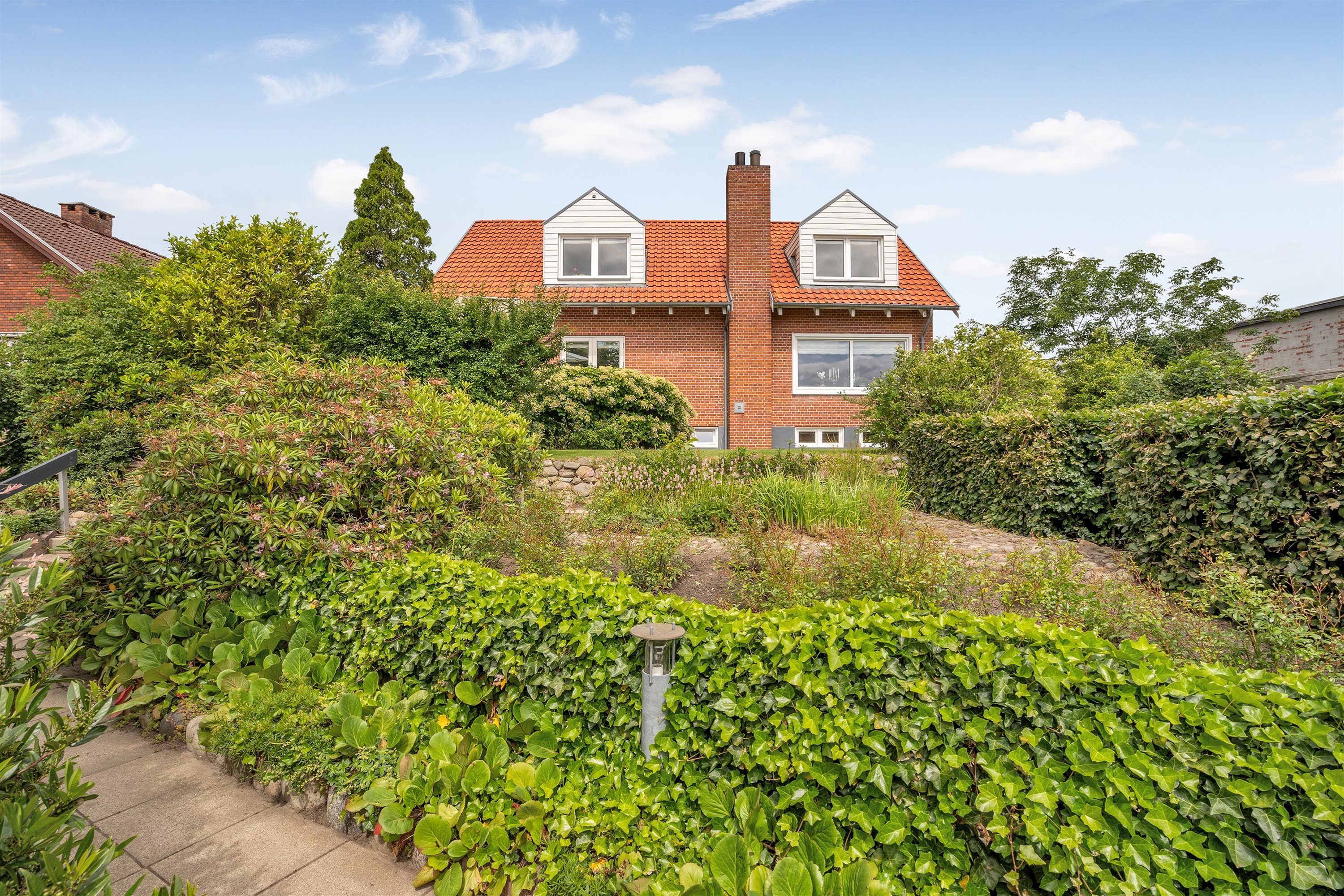 Fremhævet  billede i fuldskærmstilstand. Billede af Rønne Alle 15, Dronningborg, 8930 Randers NØ