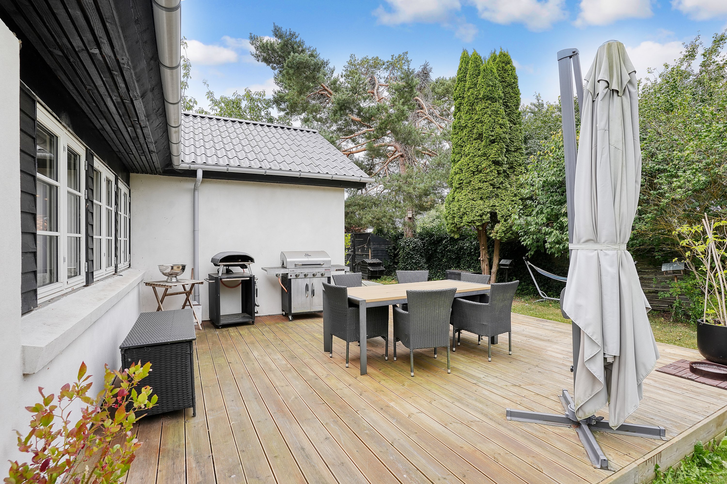 Fremhævet terrasse billede i fuldskærmstilstand. Billede af Svalegangen 3, 2680 Solrød Strand