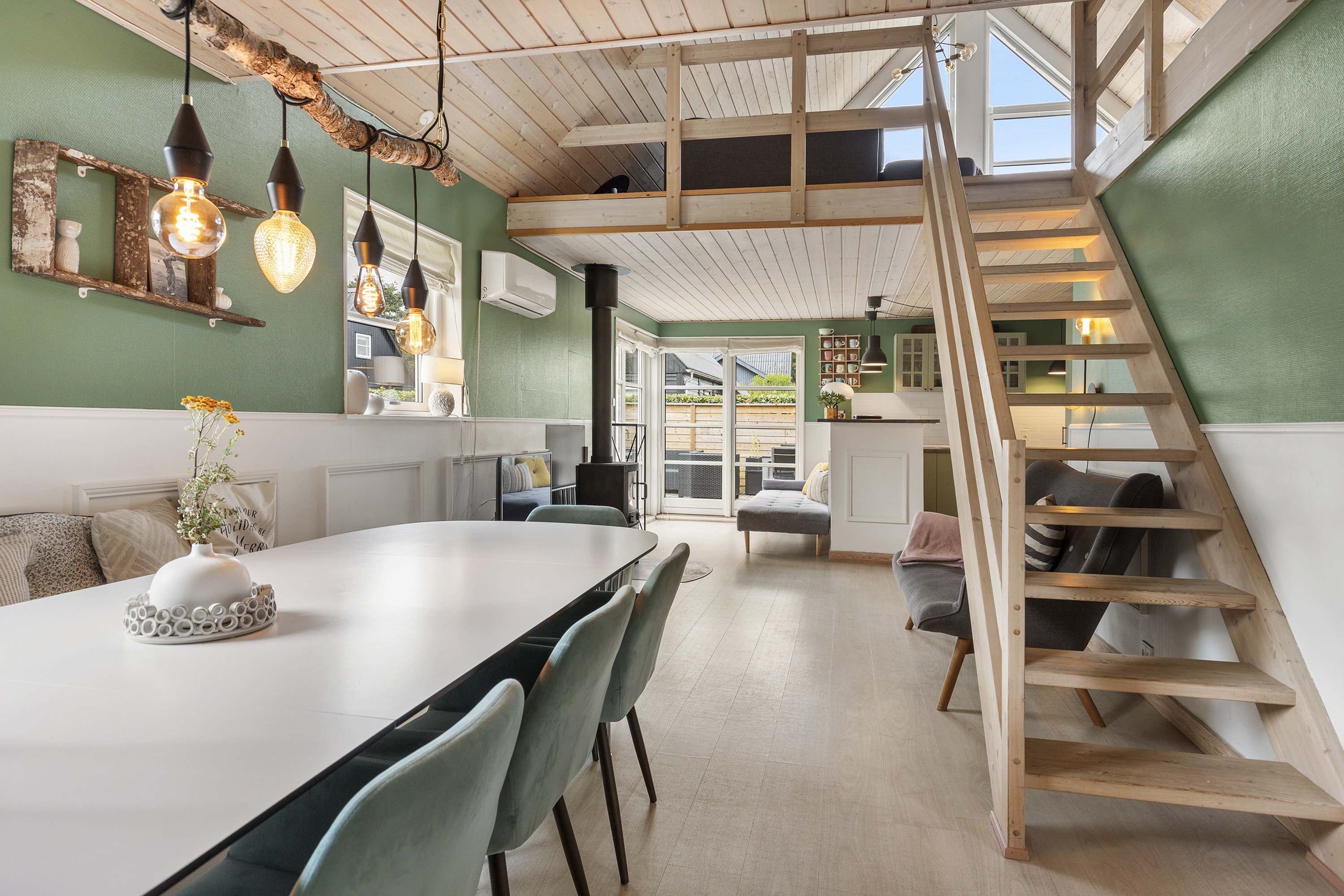 Fremhævet køkken alrum billede i fuldskærmstilstand. Billede af Golfparken 2, Gatten, 9640 Farsø