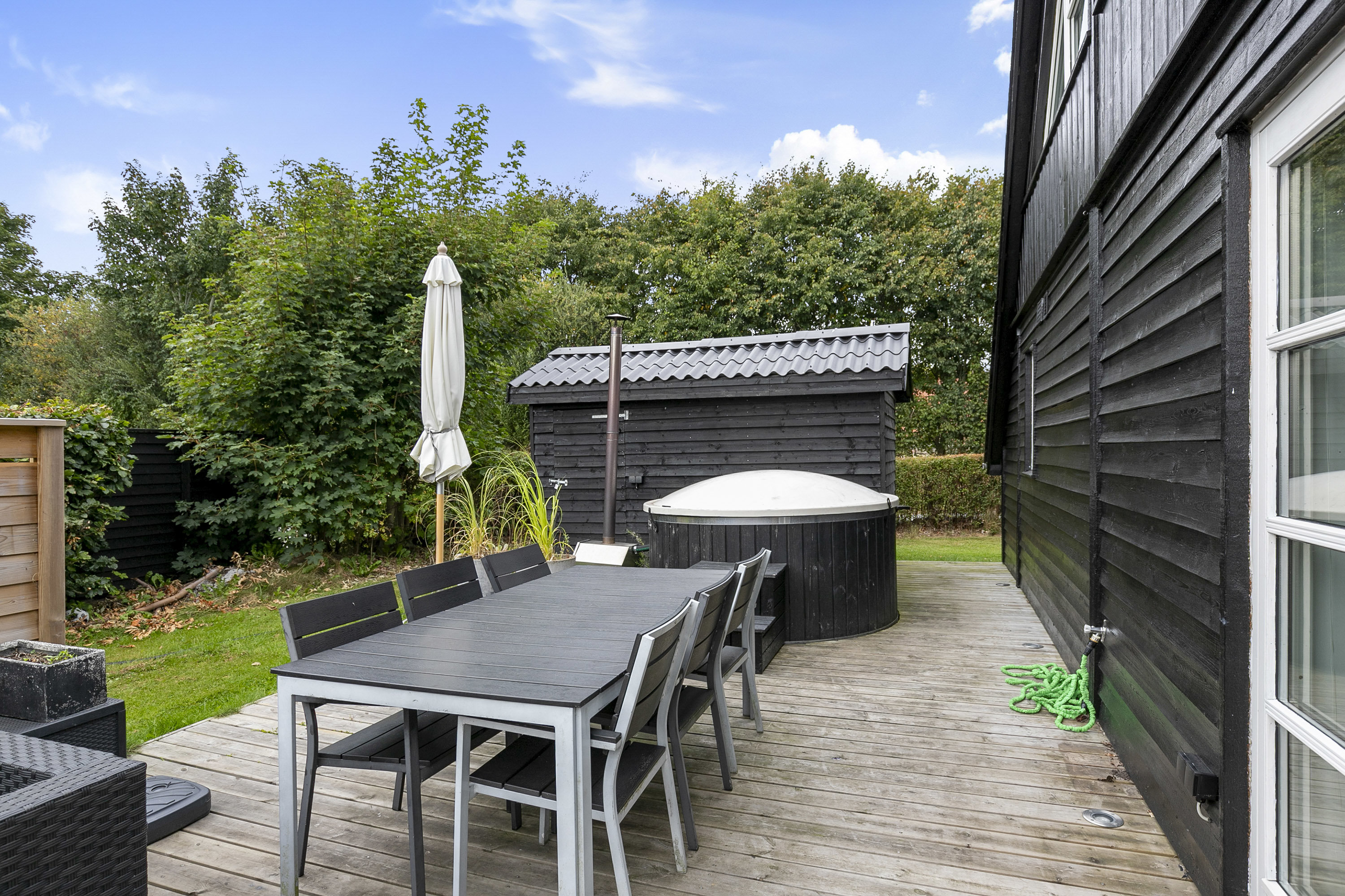 Fremhævet terrasse billede i fuldskærmstilstand. Billede af Golfparken 2, Gatten, 9640 Farsø