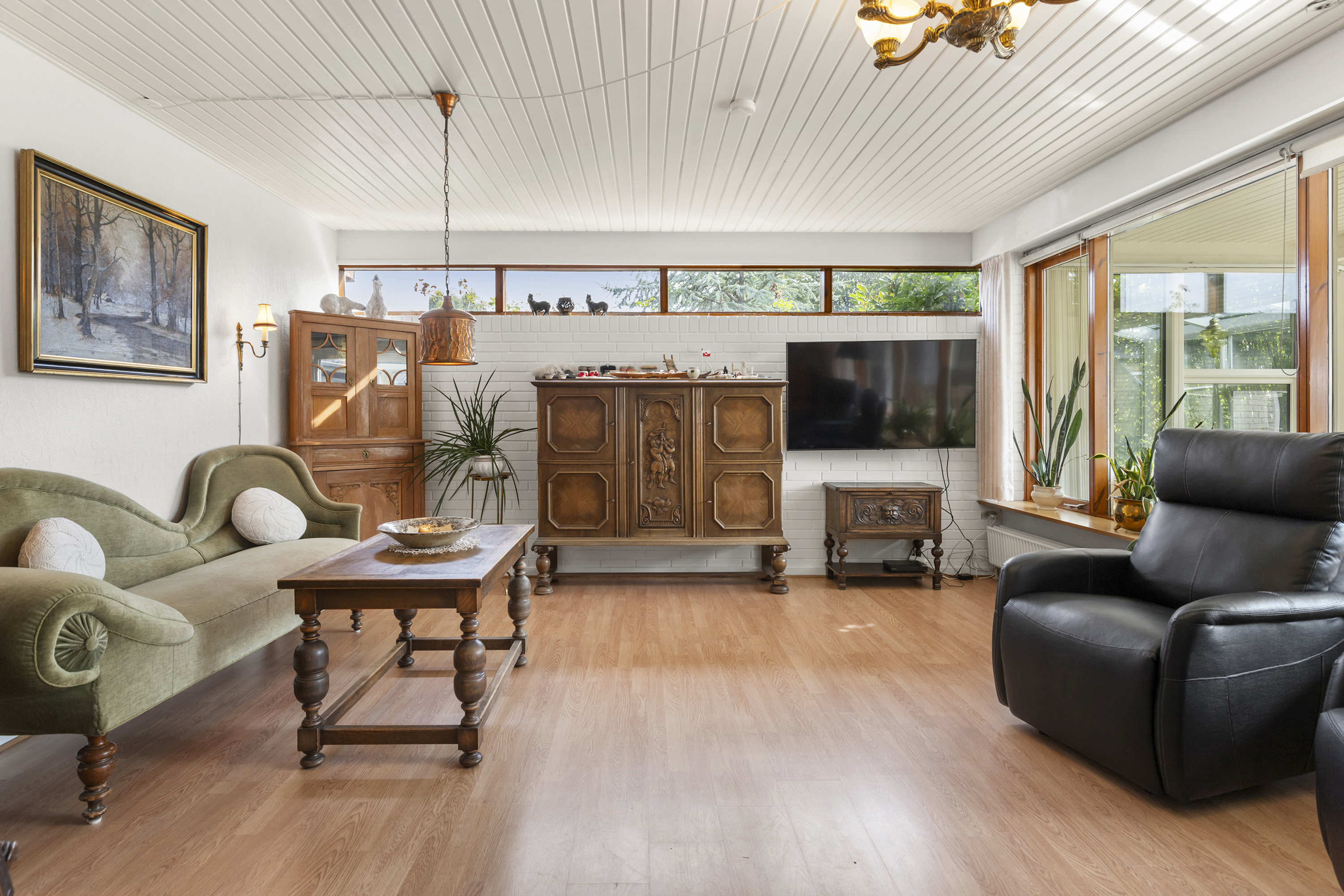 Fremhævet stue billede i fuldskærmstilstand. Billede af Østerled 7, 9600 Aars