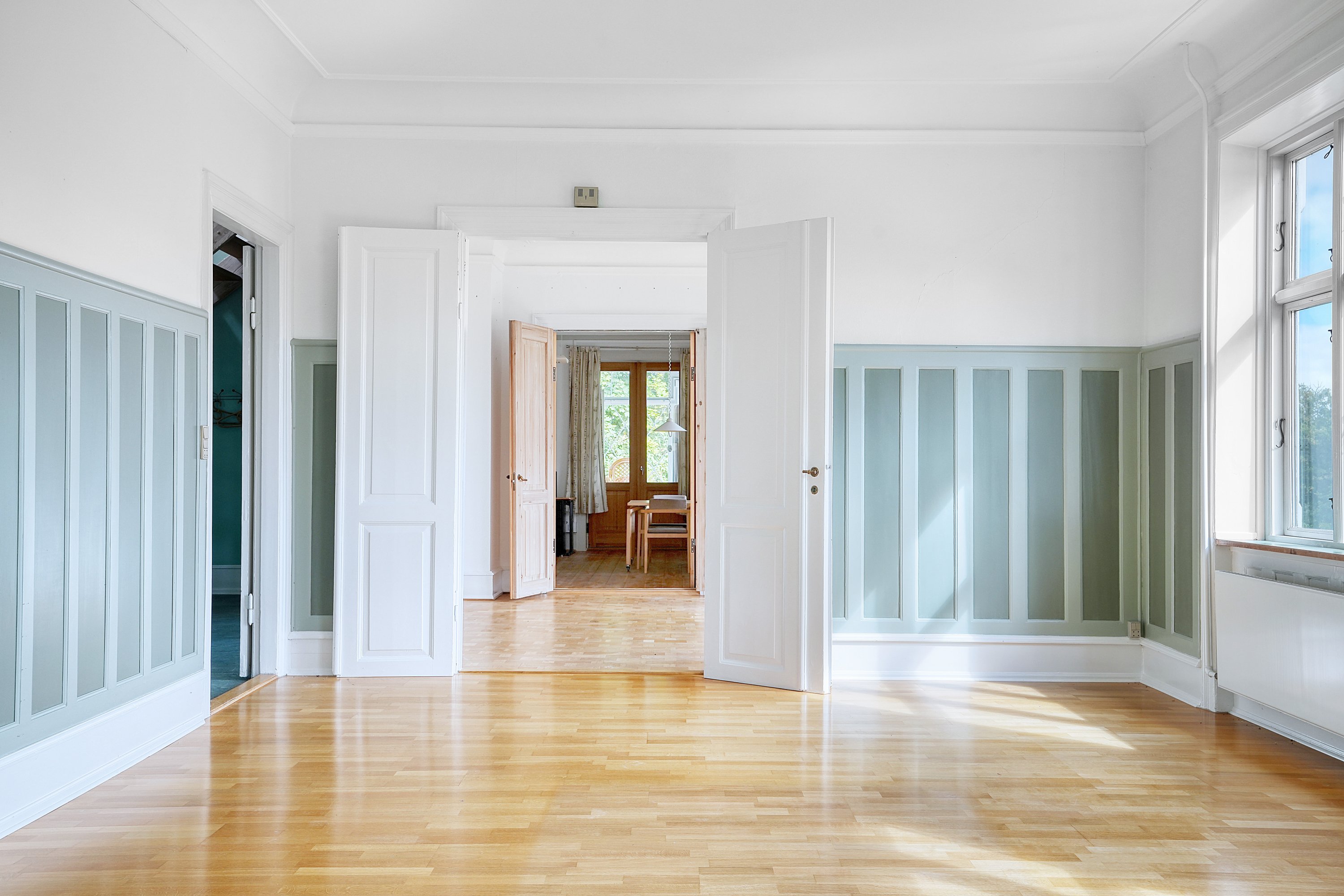 Fremhævet stue billede i fuldskærmstilstand. Billede af Hornebyvej 10A, 3100 Hornbæk