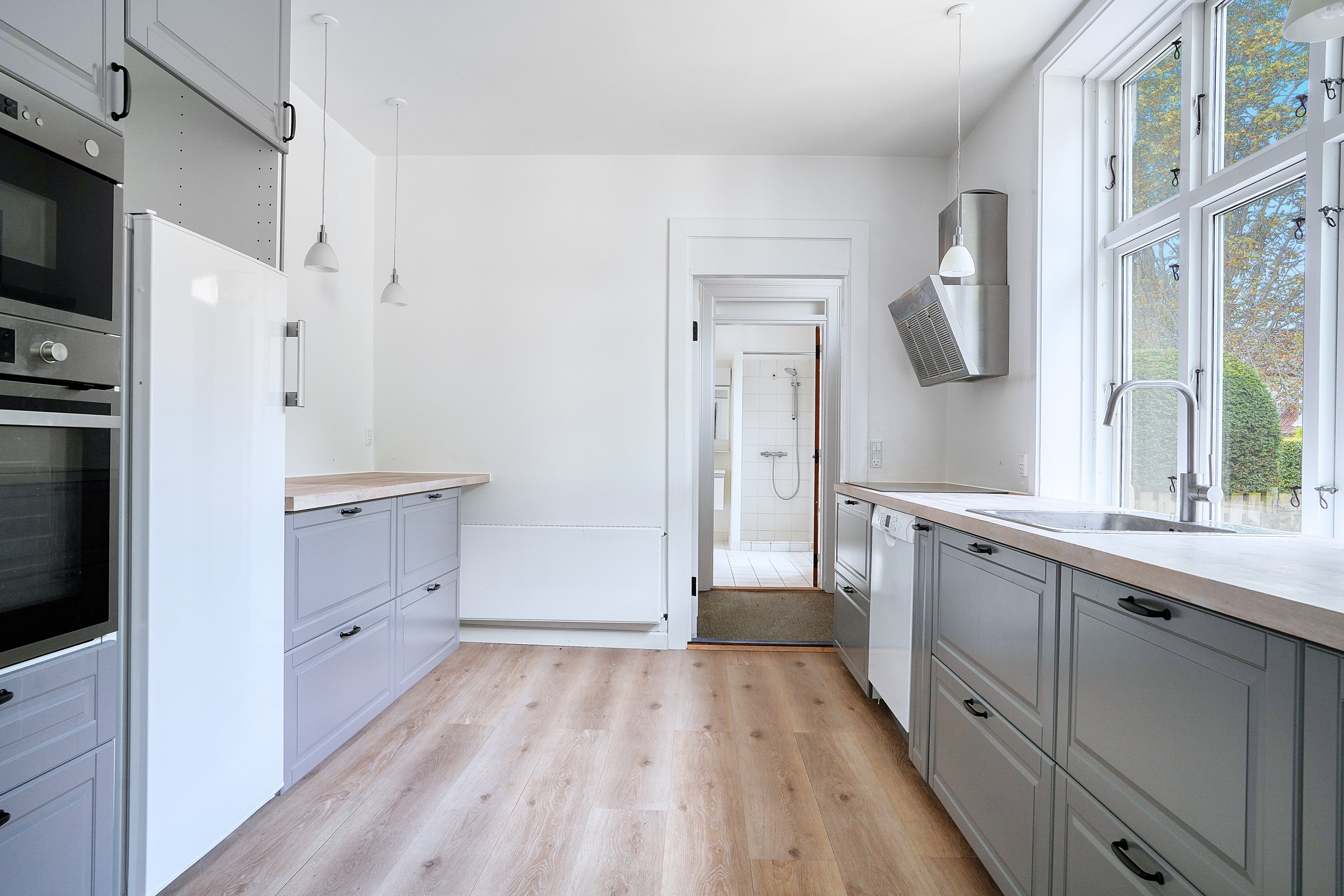 Fremhævet køkken billede i fuldskærmstilstand. Billede af Hornebyvej 10A, 3100 Hornbæk