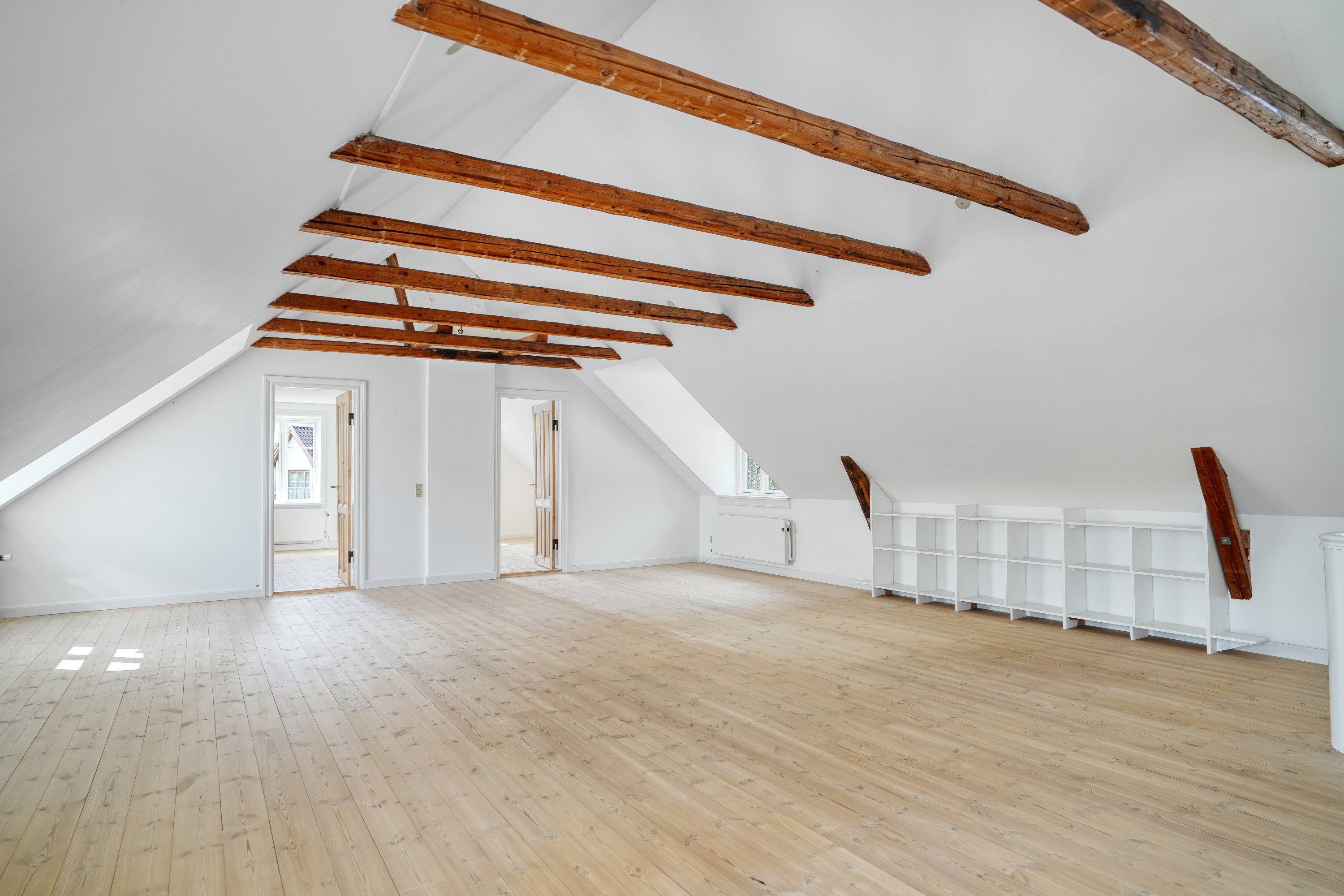 Fremhævet 1. sal billede i fuldskærmstilstand. Billede af Hornebyvej 10A, 3100 Hornbæk