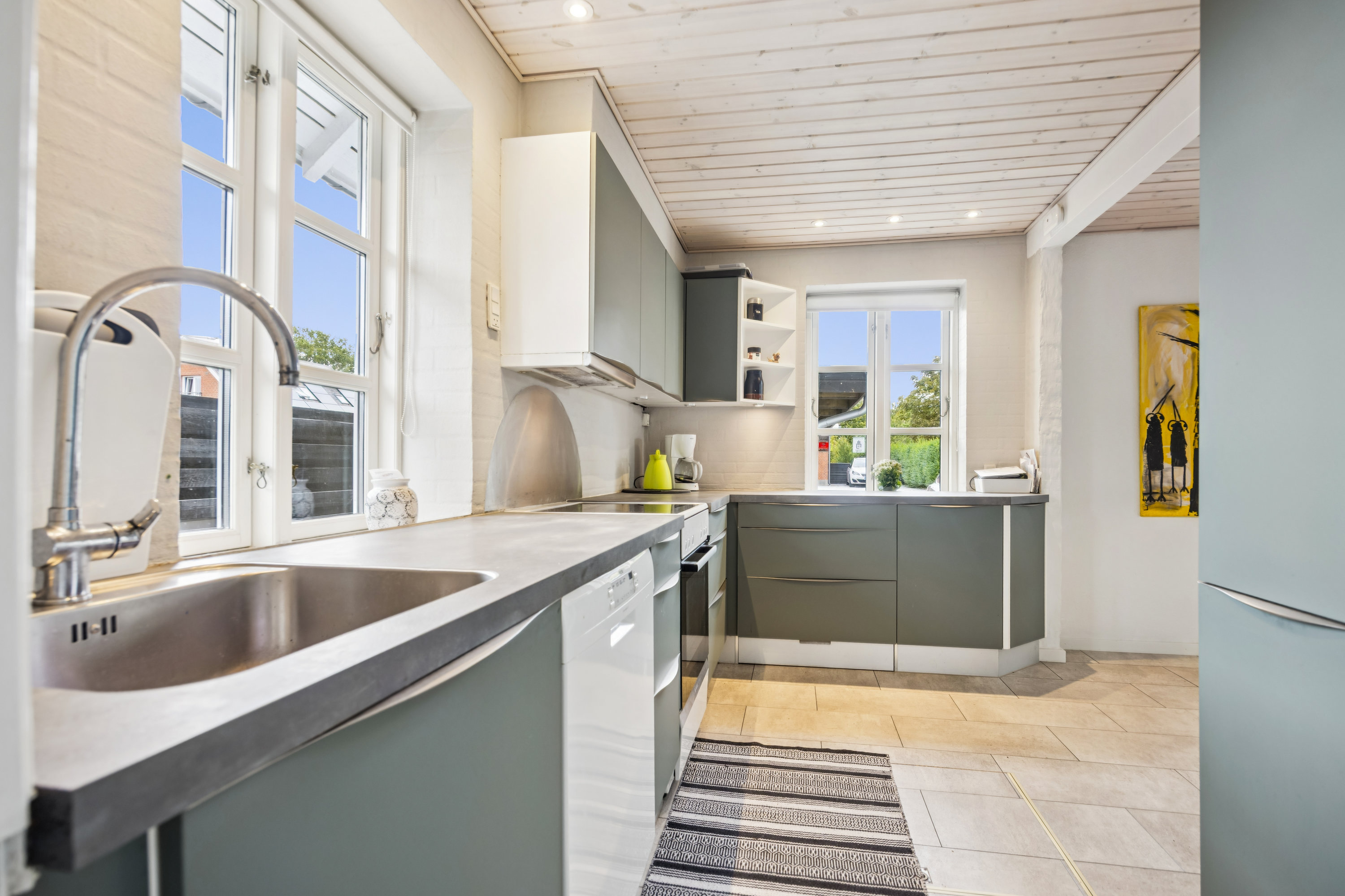 Fremhævet køkken billede i fuldskærmstilstand. Billede af Vodskov Kirkevej 29, 9310 Vodskov