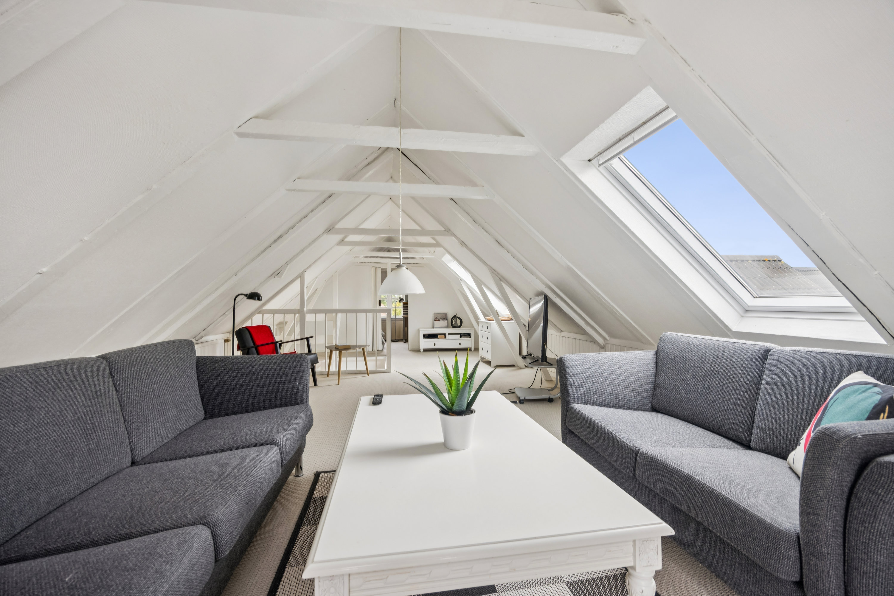 Fremhævet stue billede i fuldskærmstilstand. Billede af Vodskov Kirkevej 29, 9310 Vodskov