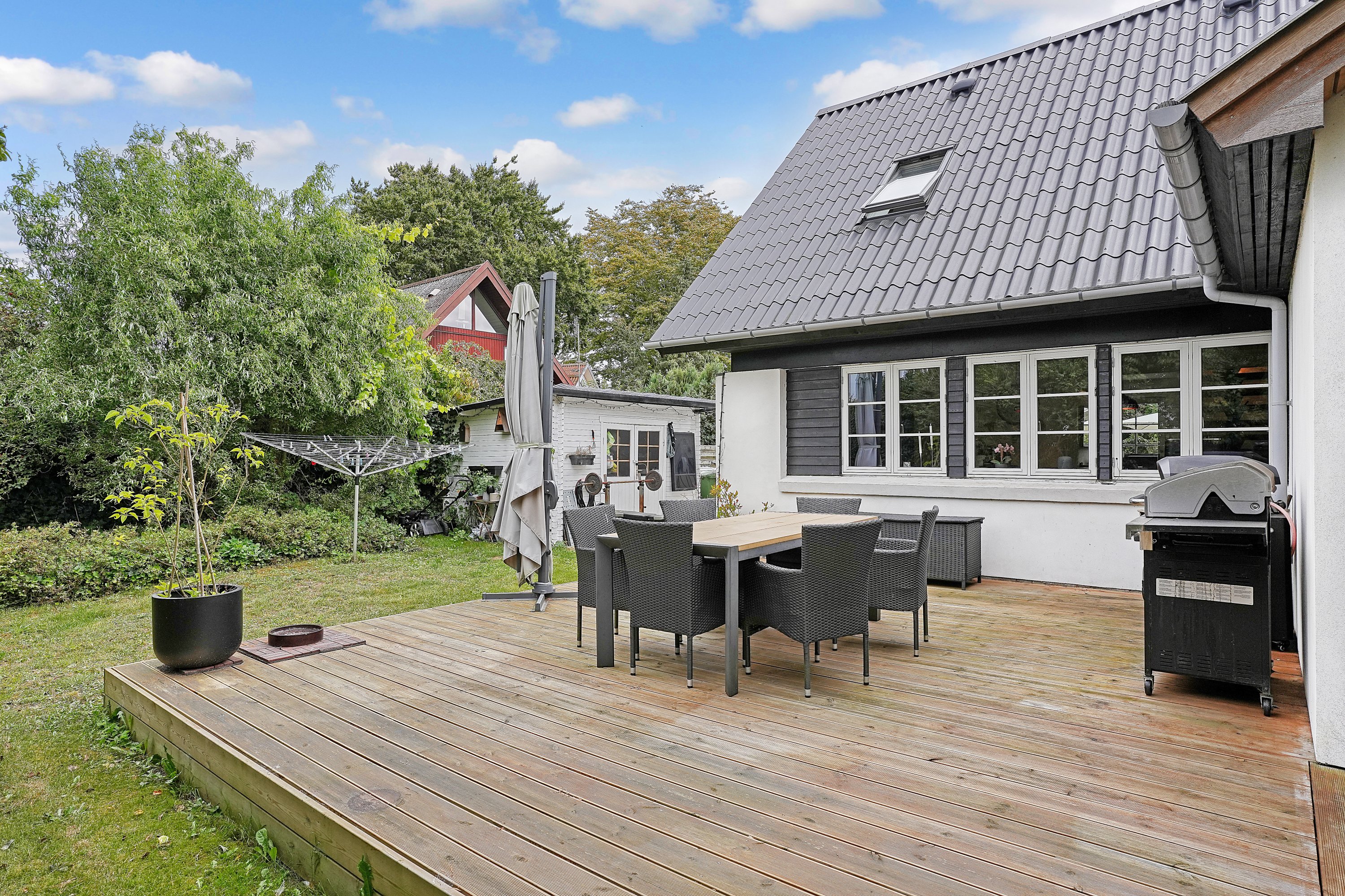 Fremhævet terrasse billede i fuldskærmstilstand. Billede af Svalegangen 3, 2680 Solrød Strand