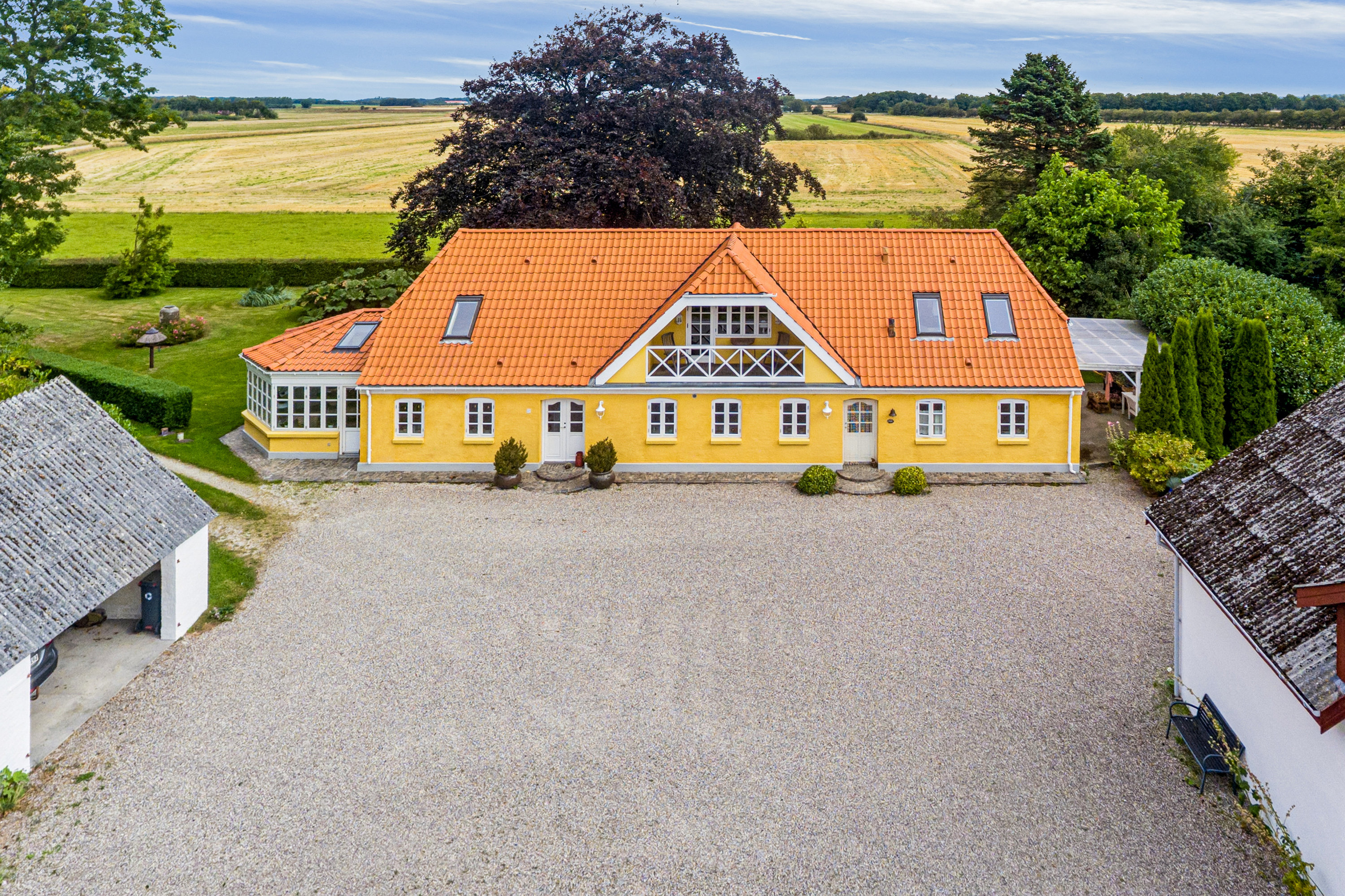 Landejendom: Ejendom  på Råbhuivej 17, 9362 Gandrup