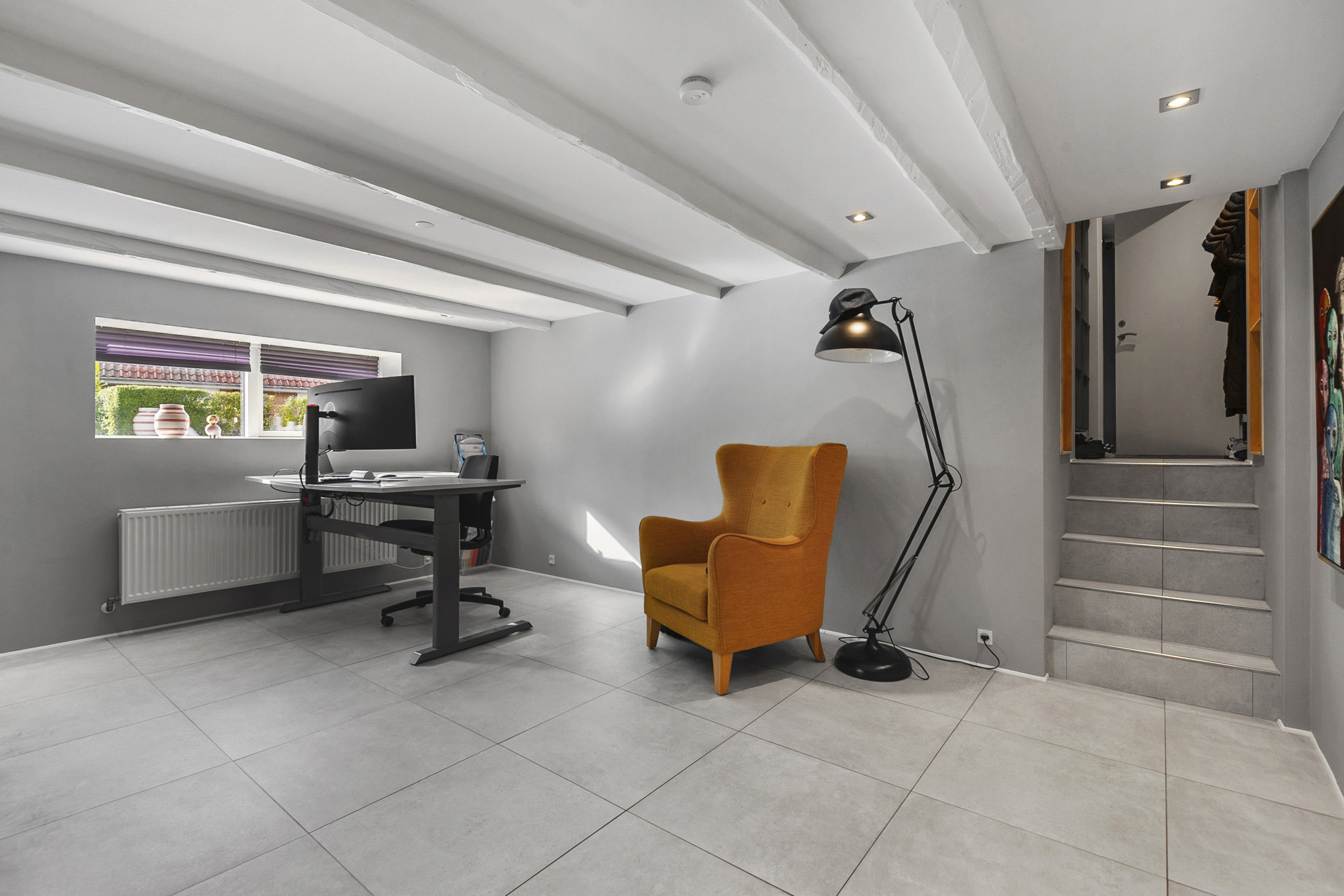 Fremhævet kontor billede i fuldskærmstilstand. Billede af Bryndumvej 5, Tarp, 6715 Esbjerg N