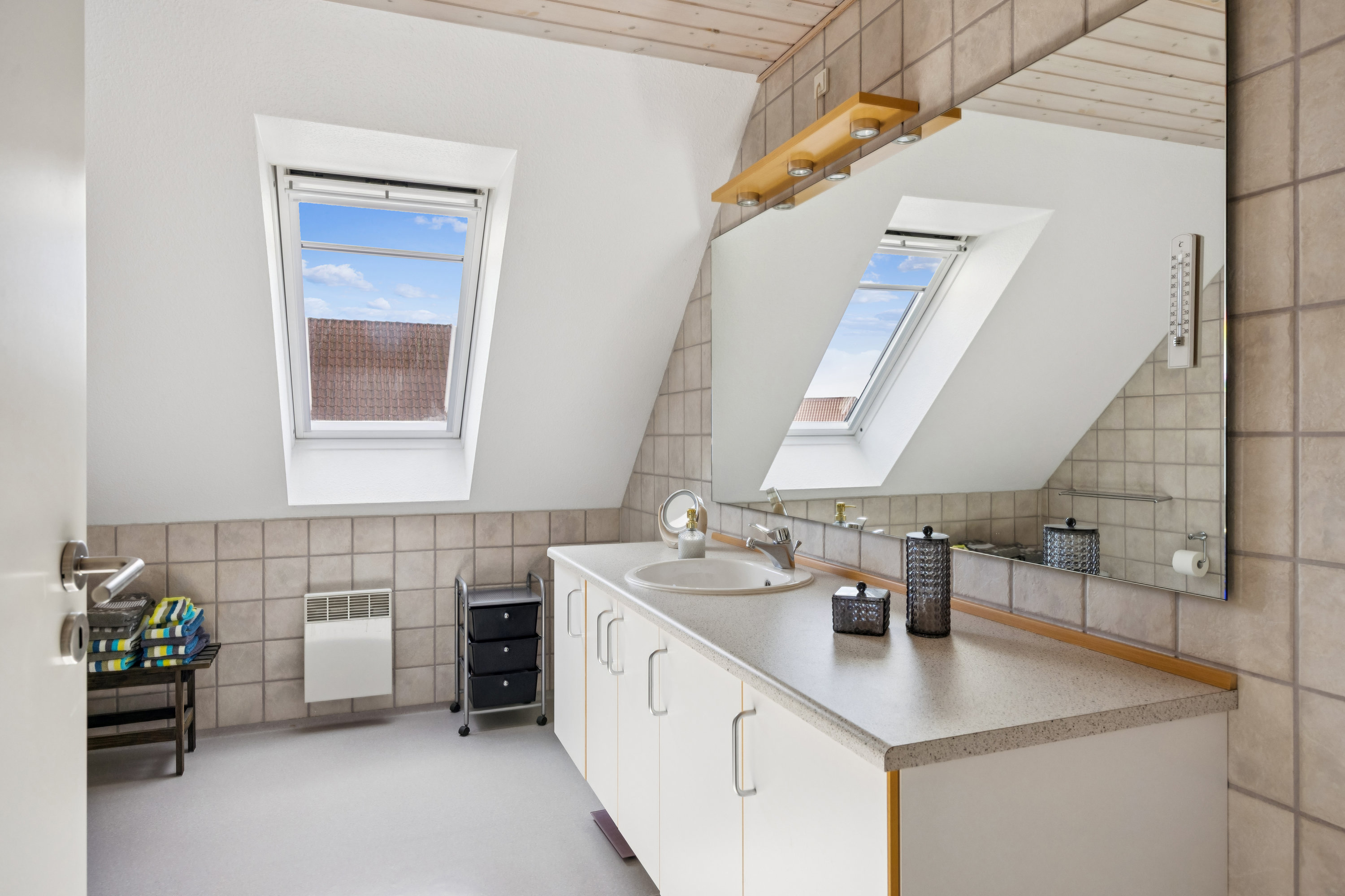 Fremhævet køkken billede i fuldskærmstilstand. Billede af Strandparken 21, Vibæk Strand, 8400 Ebeltoft