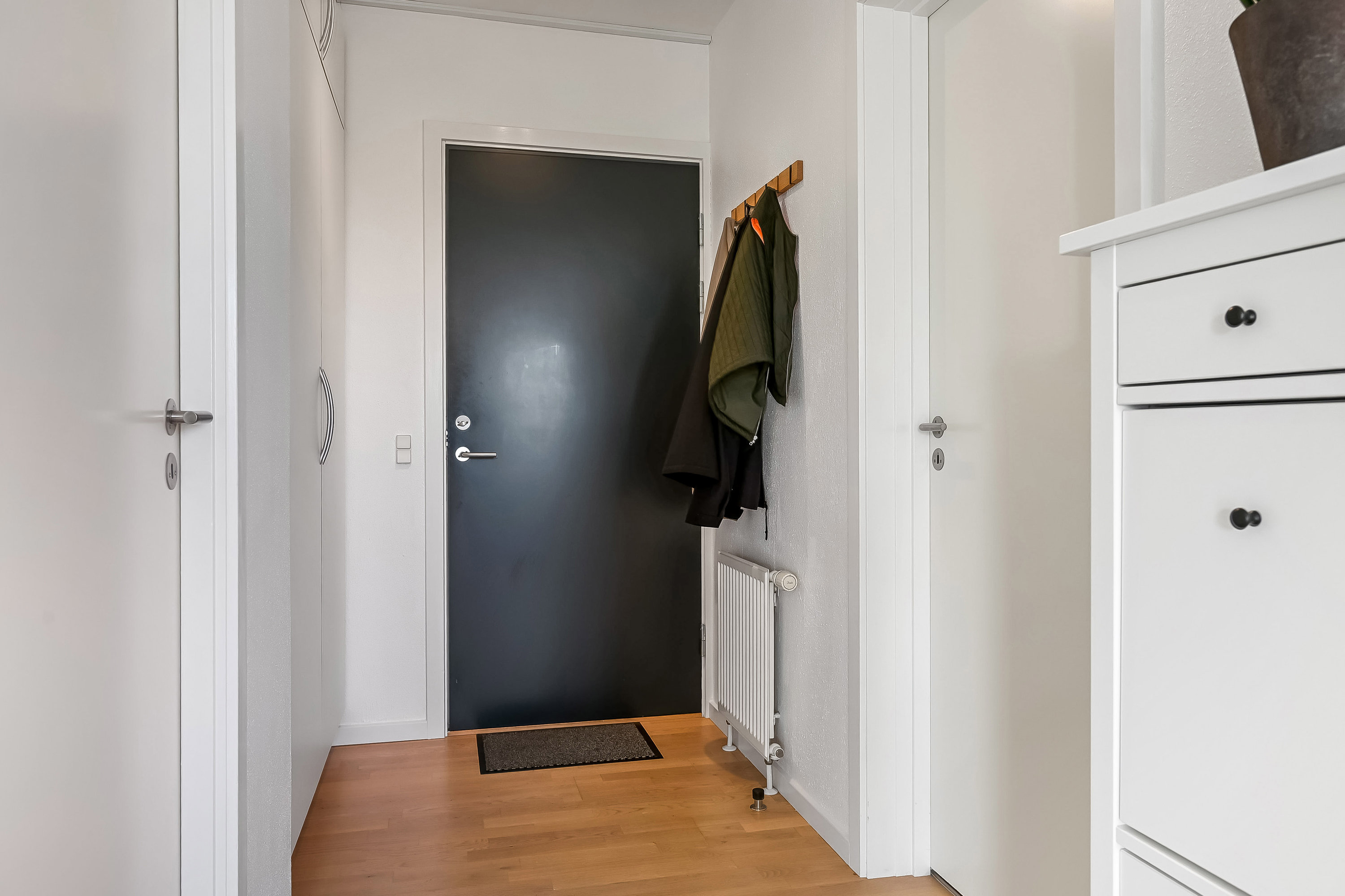 Fremhævet entré billede i fuldskærmstilstand. Billede af Smedegade 2, 3. th., 7600 Struer