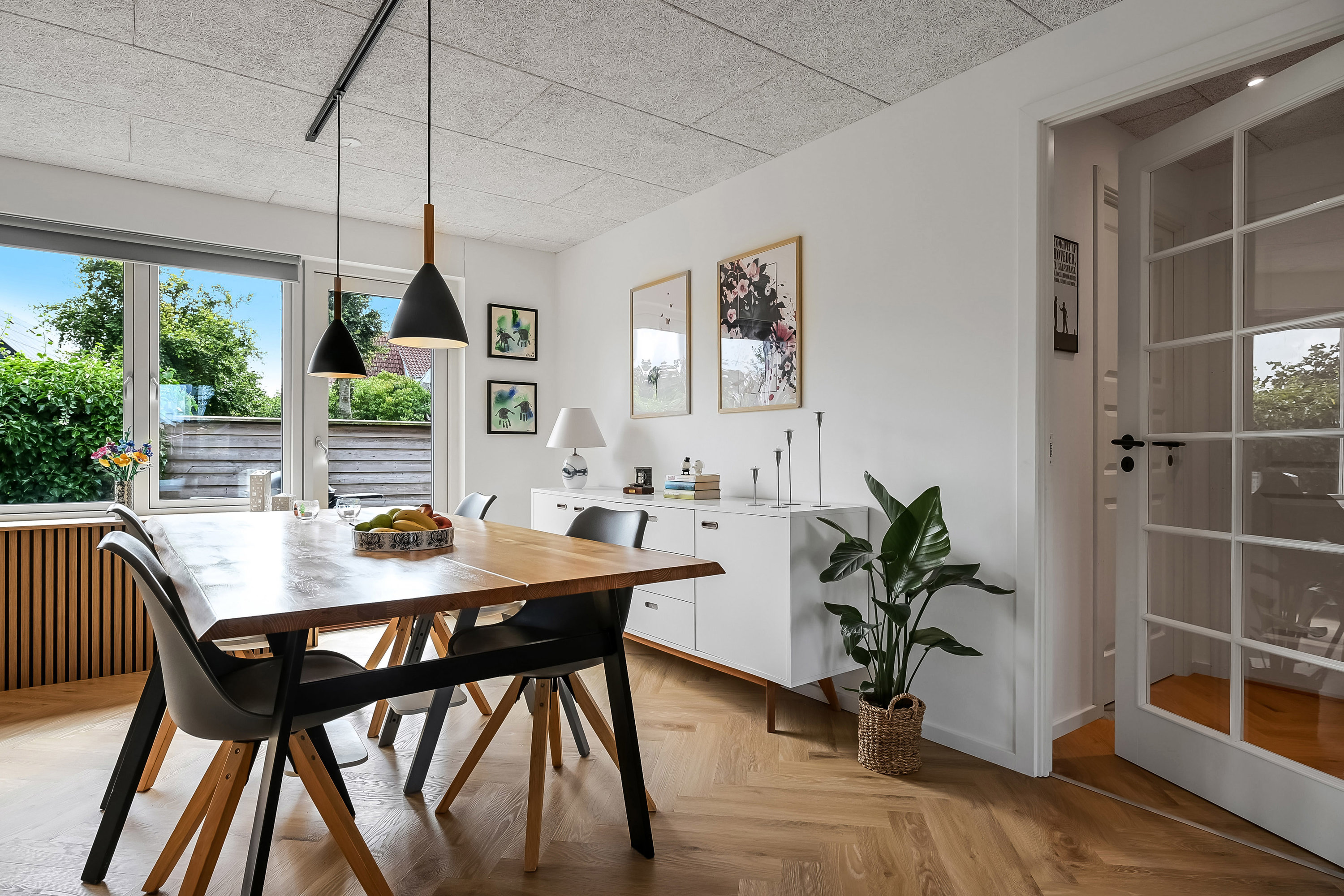 Fremhævet stue billede i fuldskærmstilstand. Billede af Thagårdvej 4, Humlum, 7600 Struer