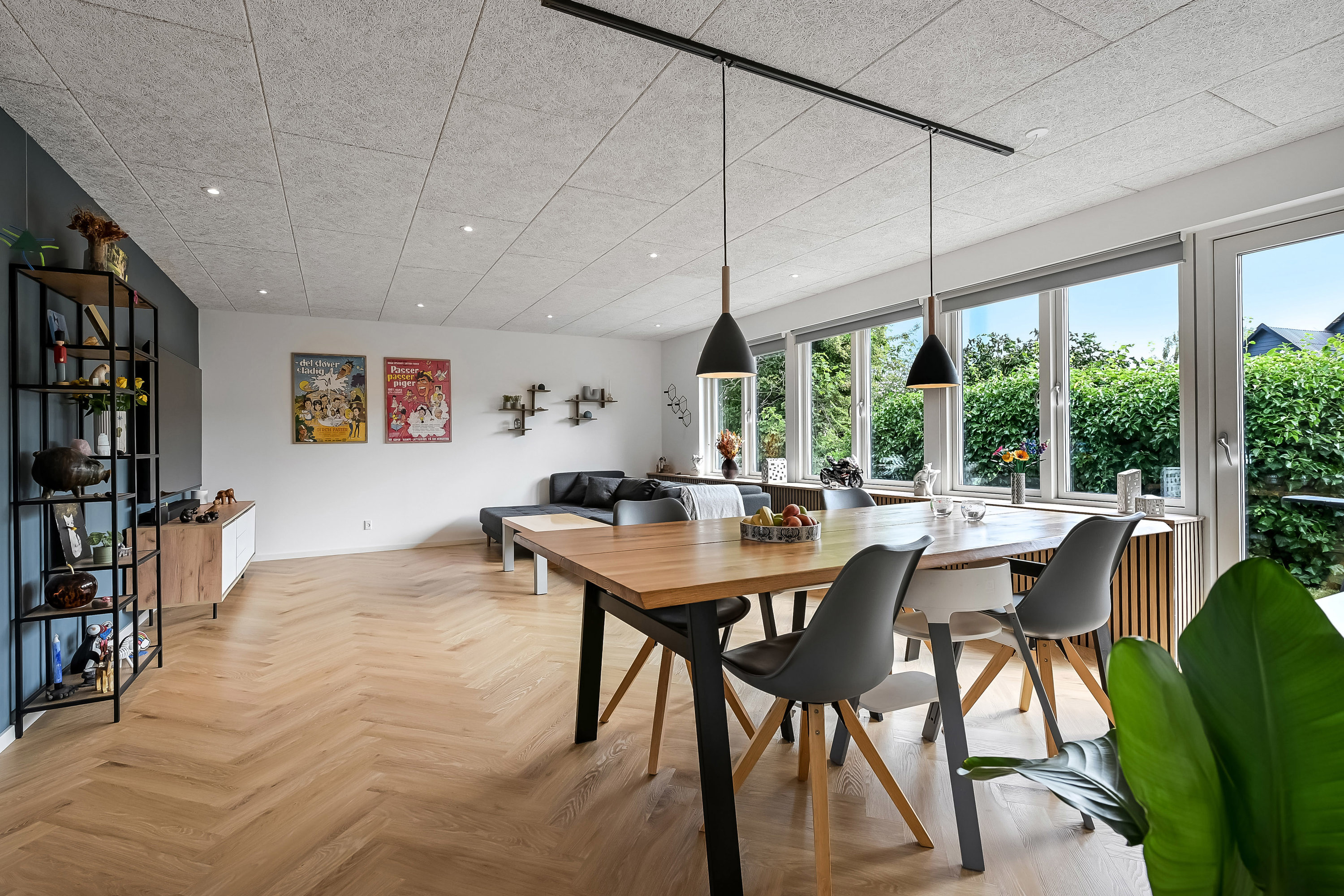 Fremhævet stue billede i fuldskærmstilstand. Billede af Thagårdvej 4, Humlum, 7600 Struer