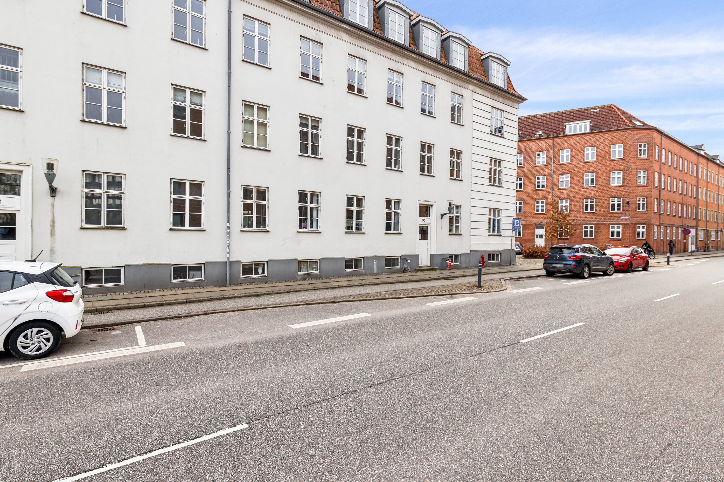 Fremhævet ejendommen billede i fuldskærmstilstand. Billede af Østerbro 90, 2. th., 9000 Aalborg