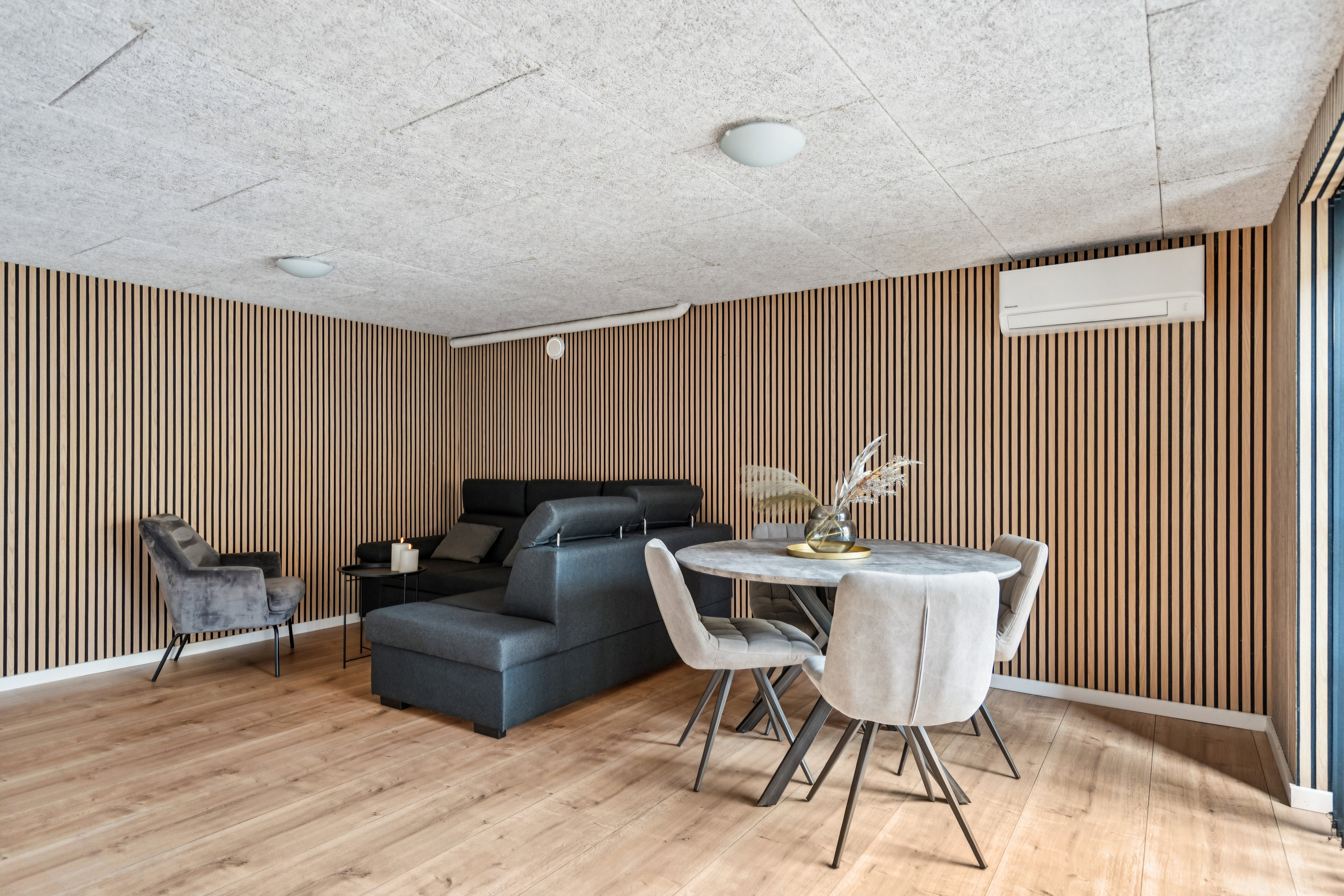 Miniaturebillede 1: stue. Billede af Kong Eriks Vej 7A, 9990 Skagen