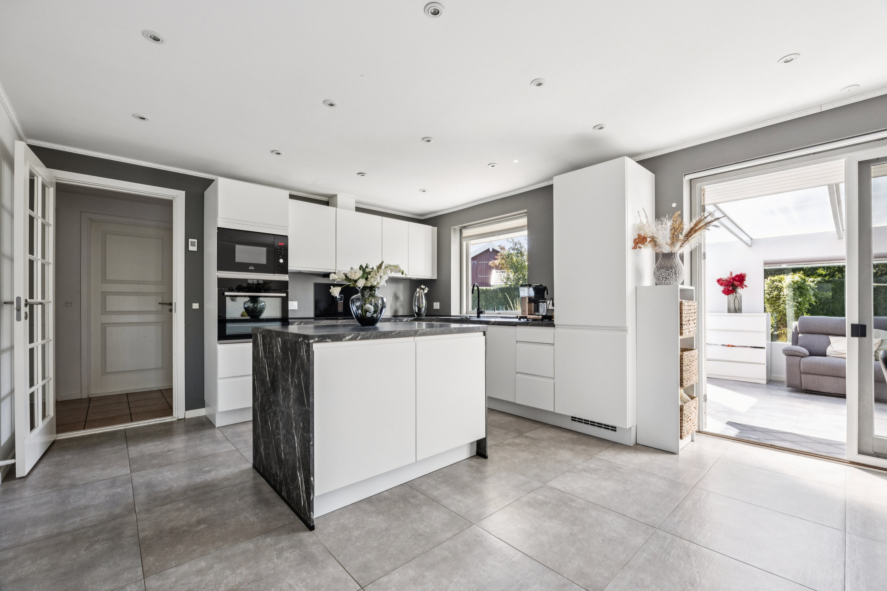 Fremhævet køkken billede i fuldskærmstilstand. Billede af Neergaardparken 15, 4140 Borup