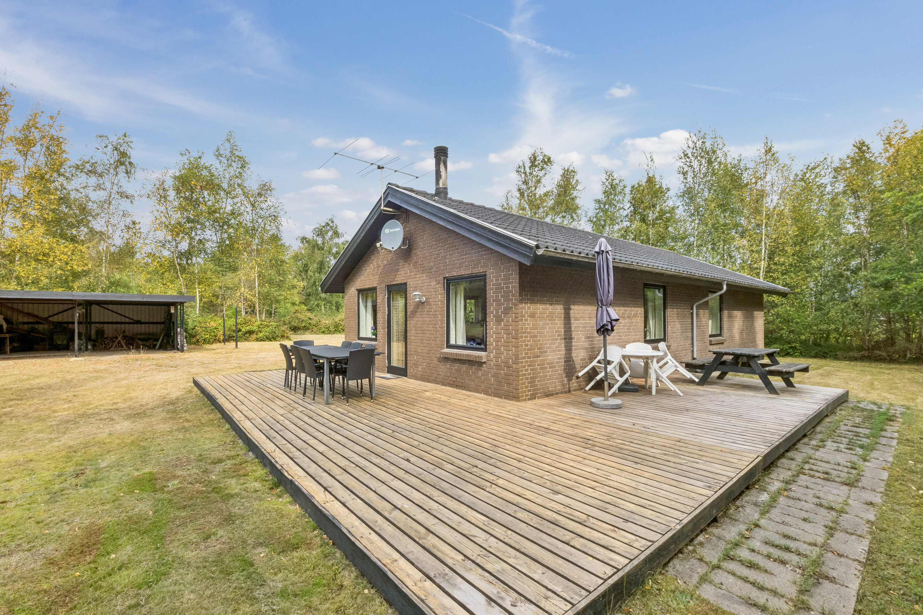 Fremhævet ejendom 1 billede i fuldskærmstilstand. Billede af Engelstskovvej 20, Færker Vig, 7884 Fur